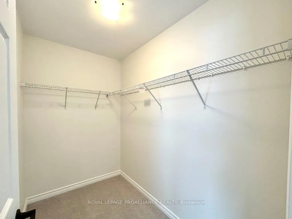 22 Riverstone Way