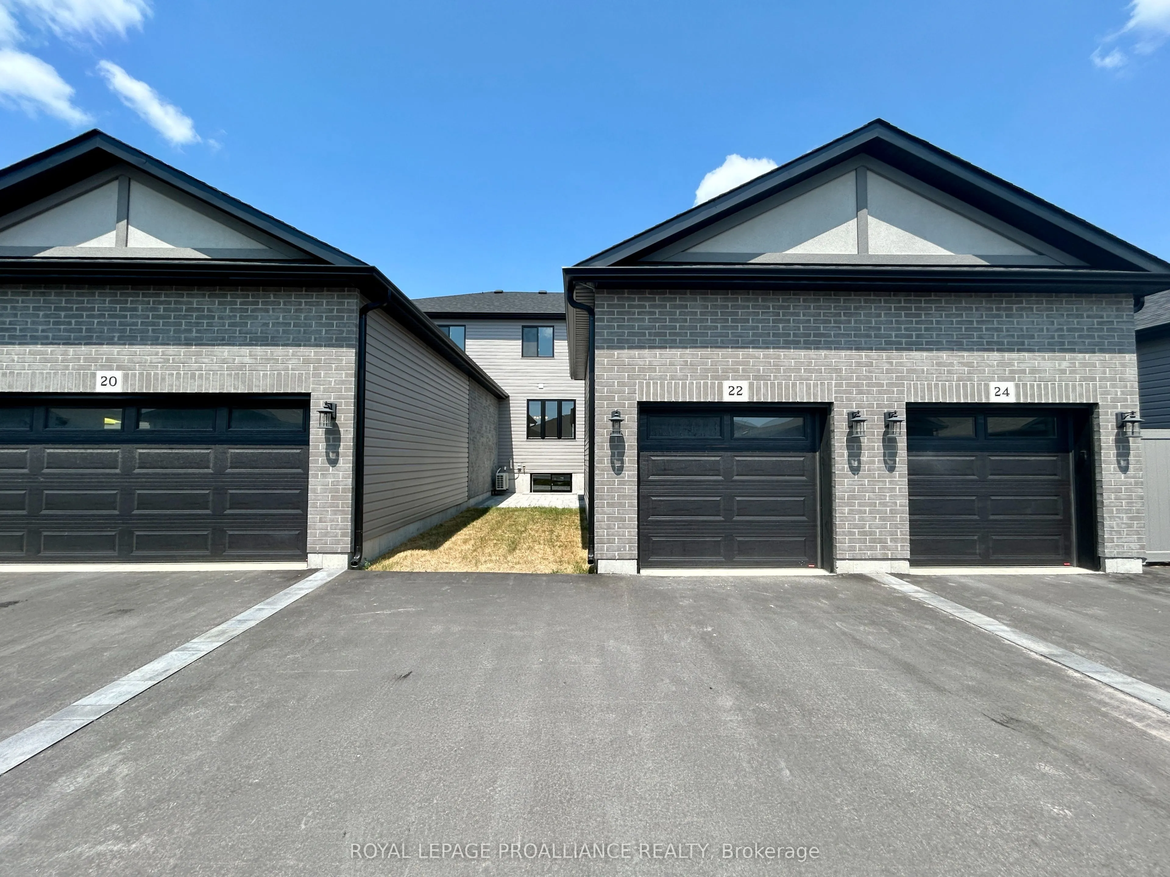 22 Riverstone Way