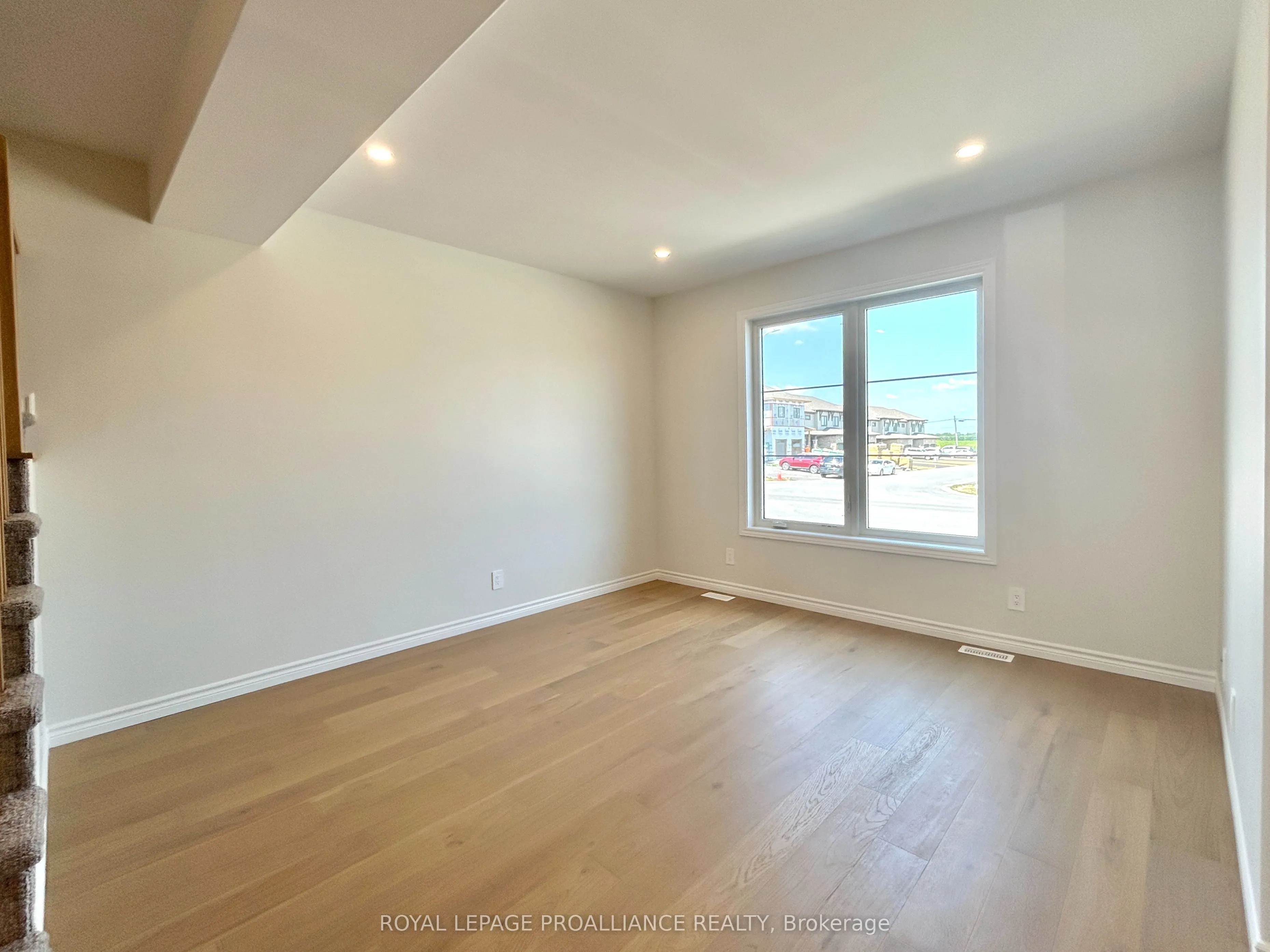22 Riverstone Way