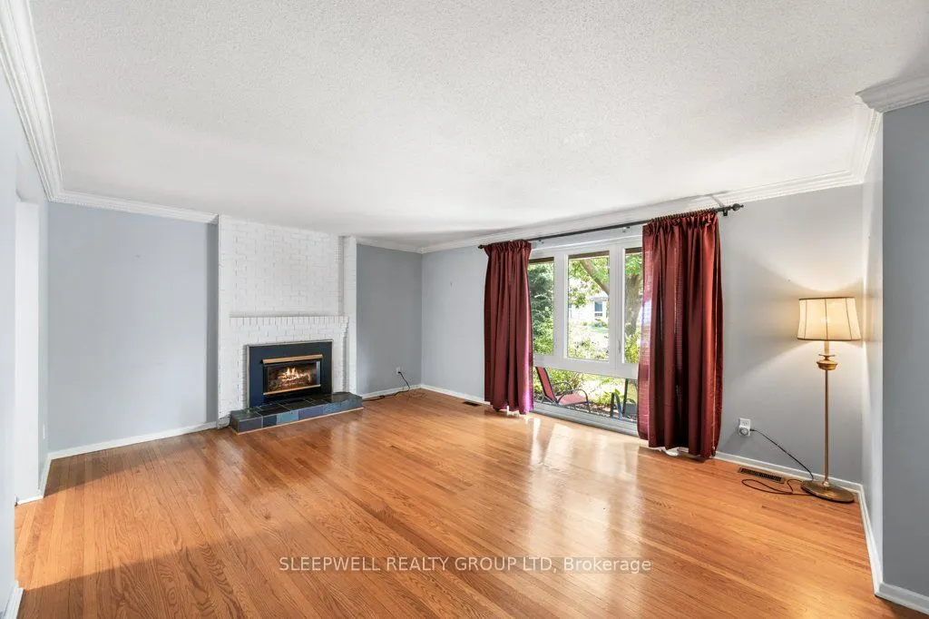 43 Parkglen Drive