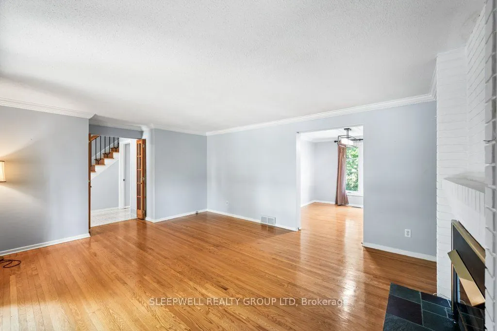 43 Parkglen Drive
