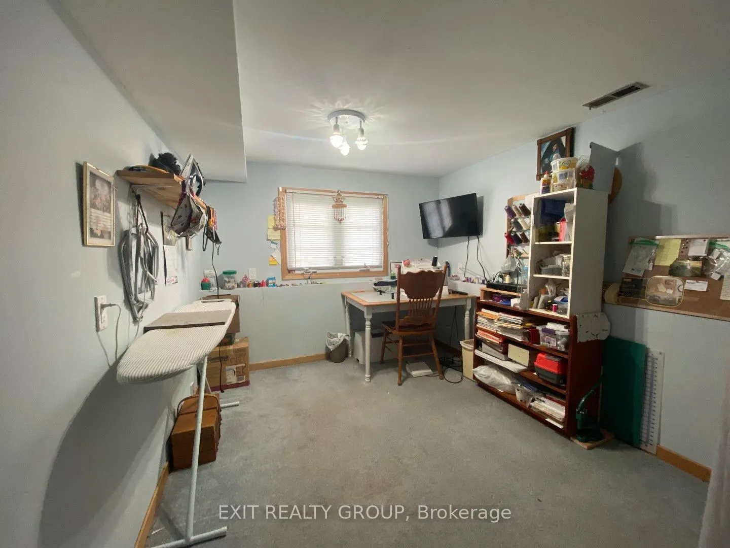 87 Bernard Long Road