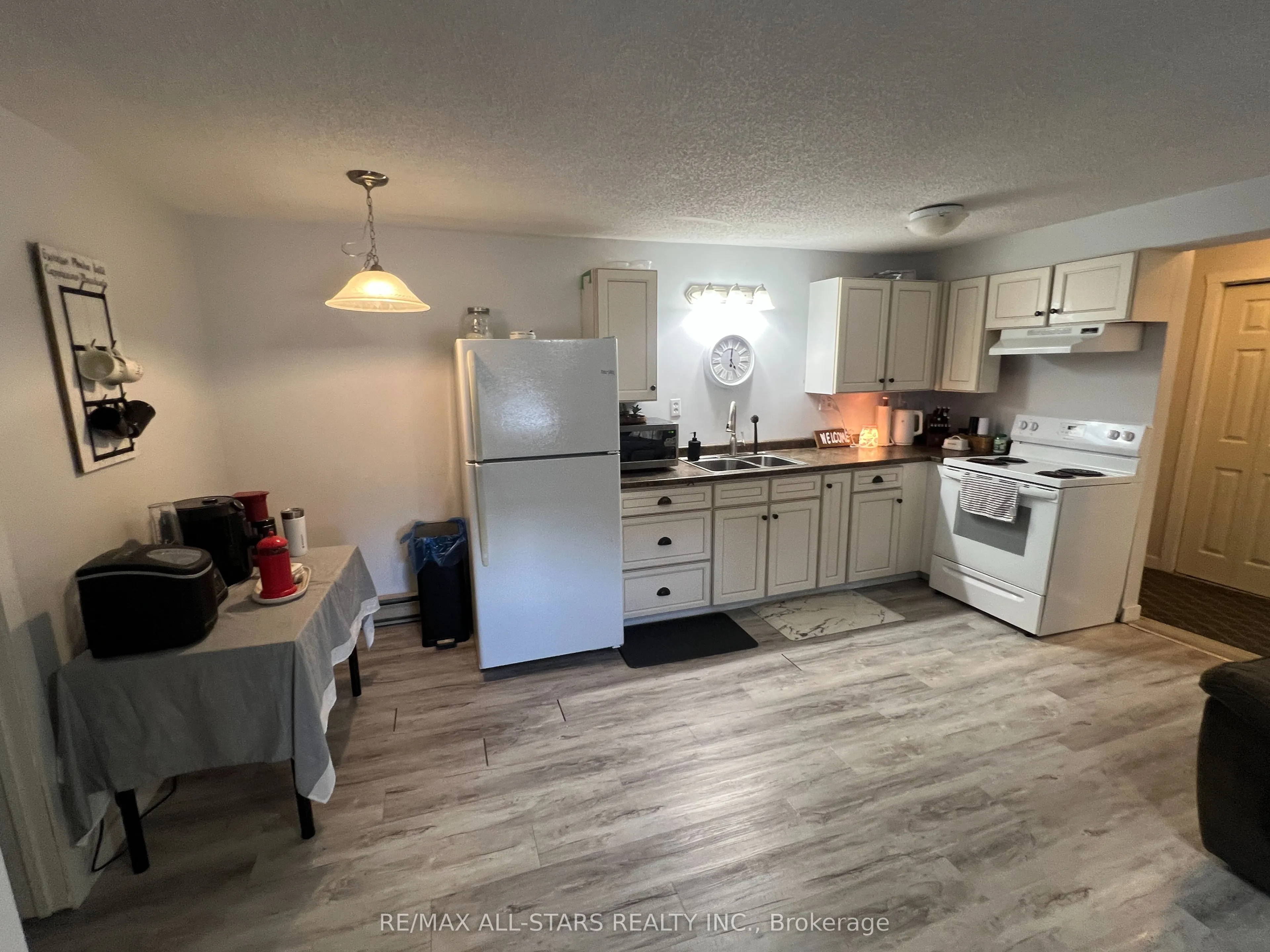 50 Colborne Street, #C
