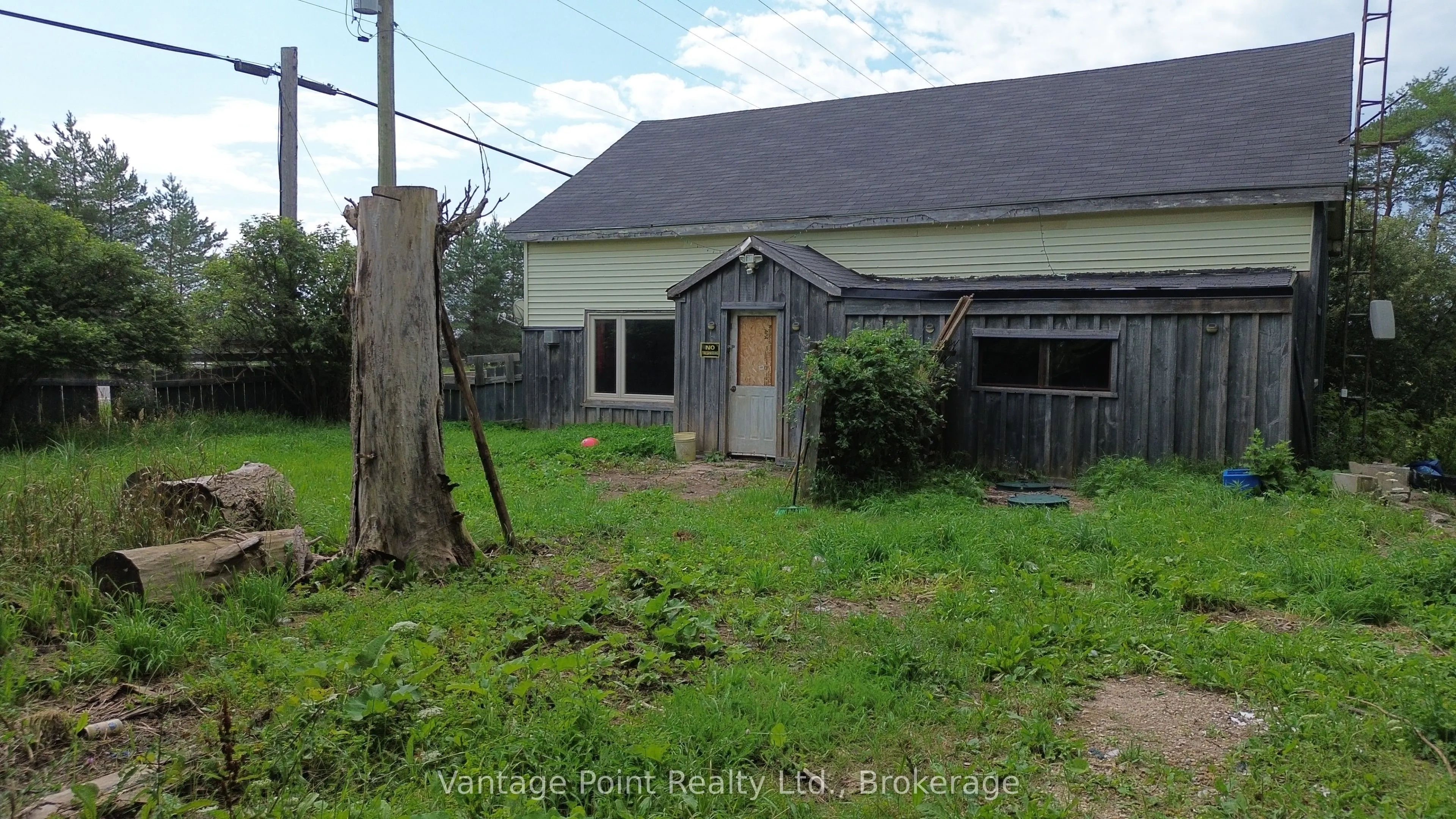 560335 70 Side Road