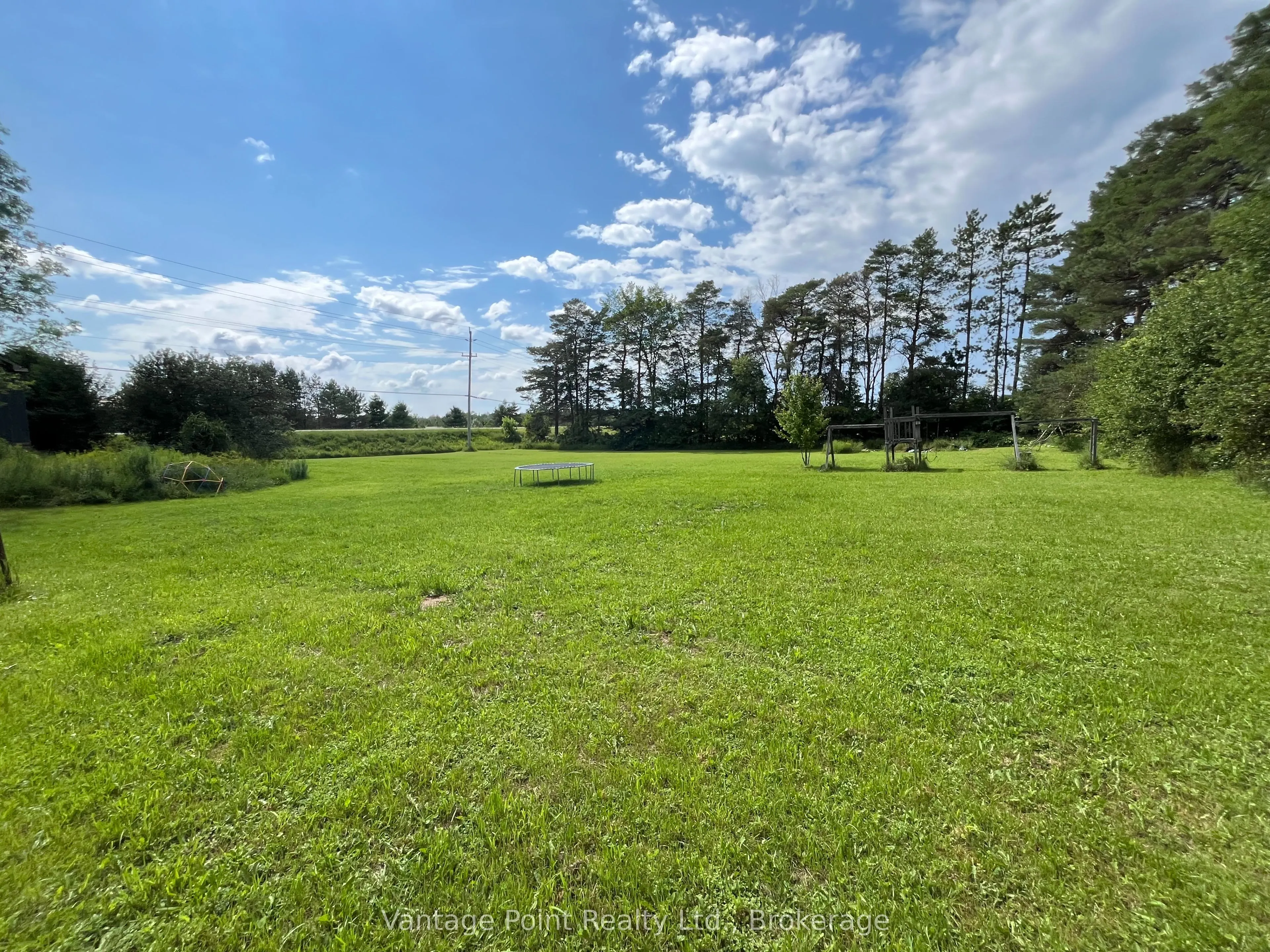 560335 70 Side Road