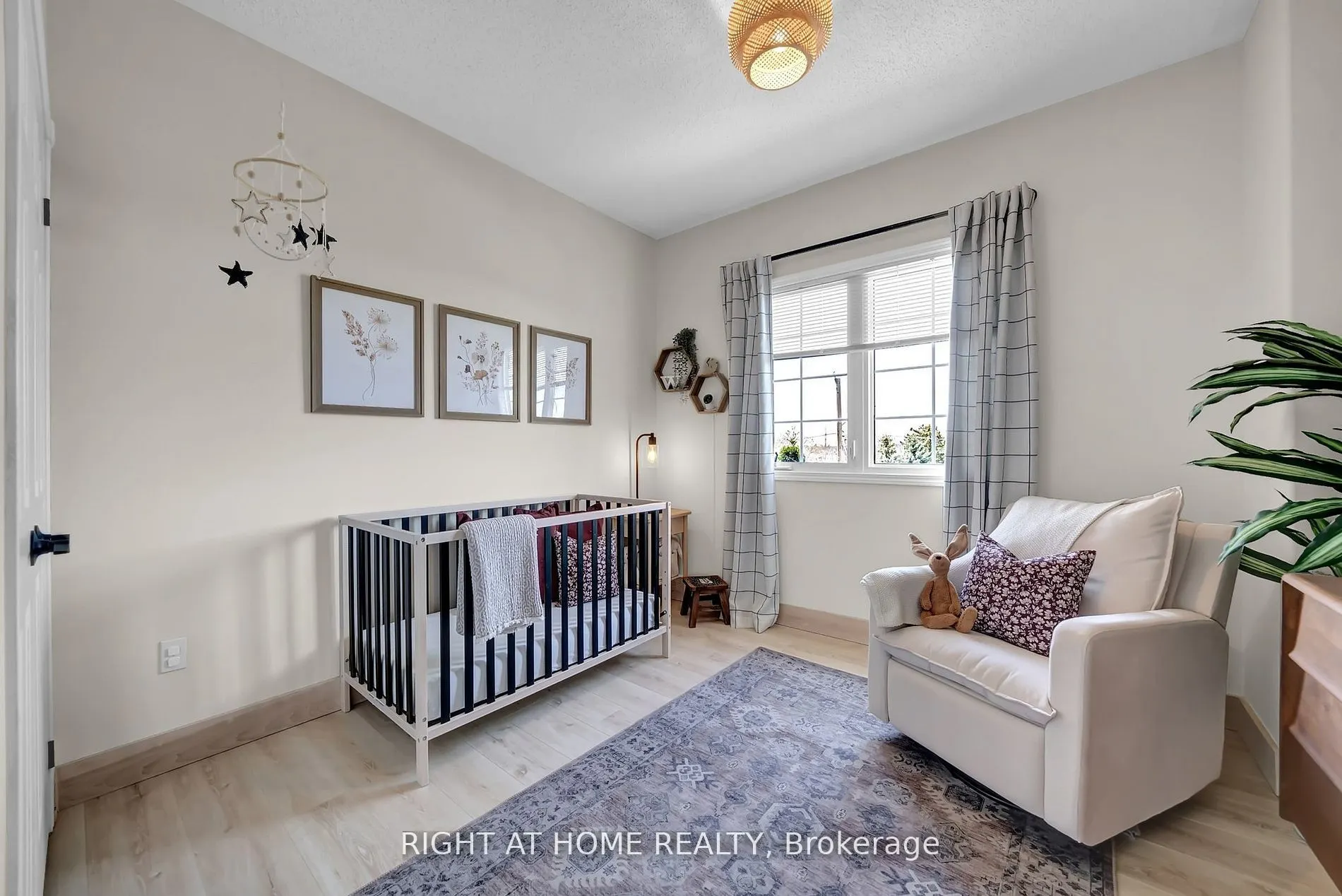 47 Meadowland Drive