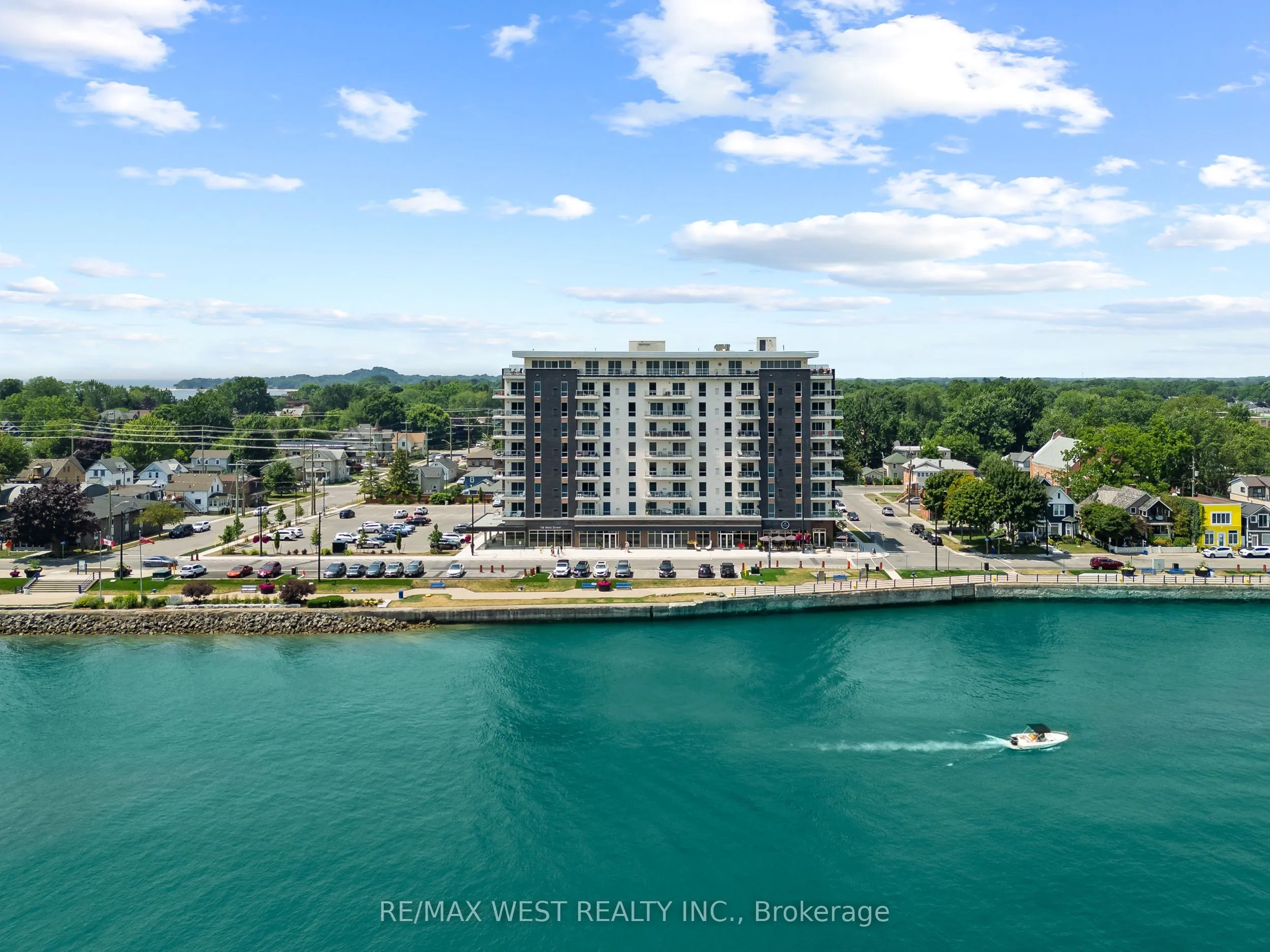 118 West Street #502