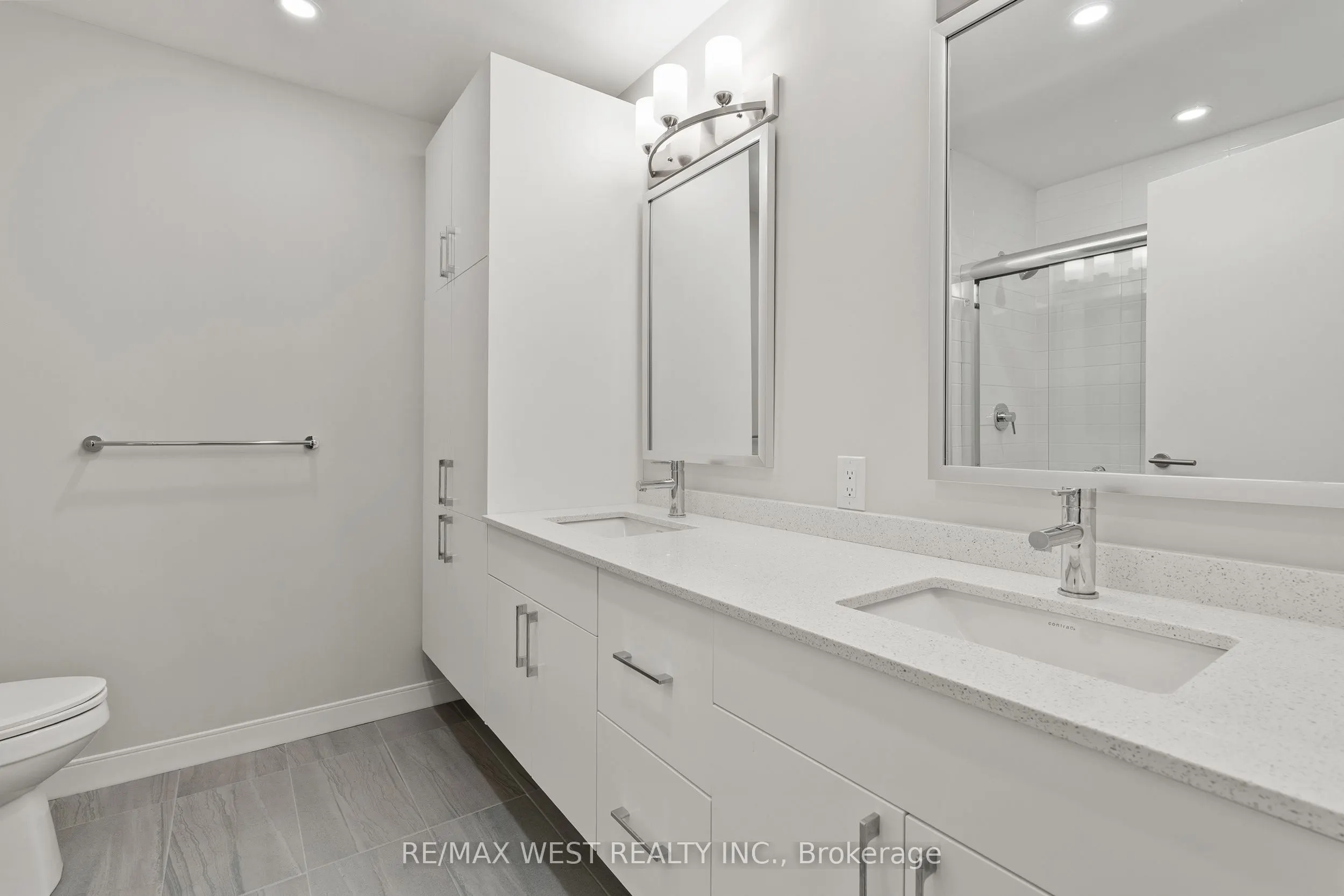 118 West Street #502