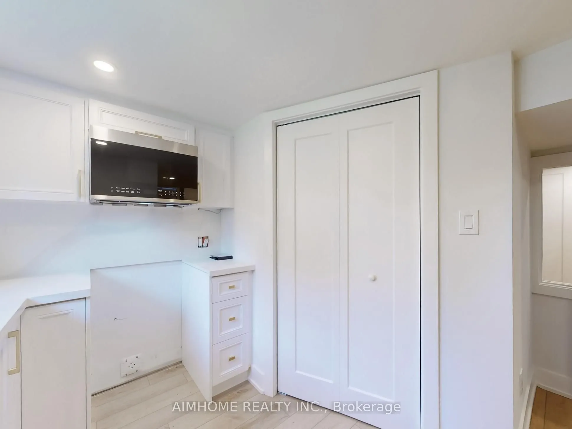 407 Skinner Road