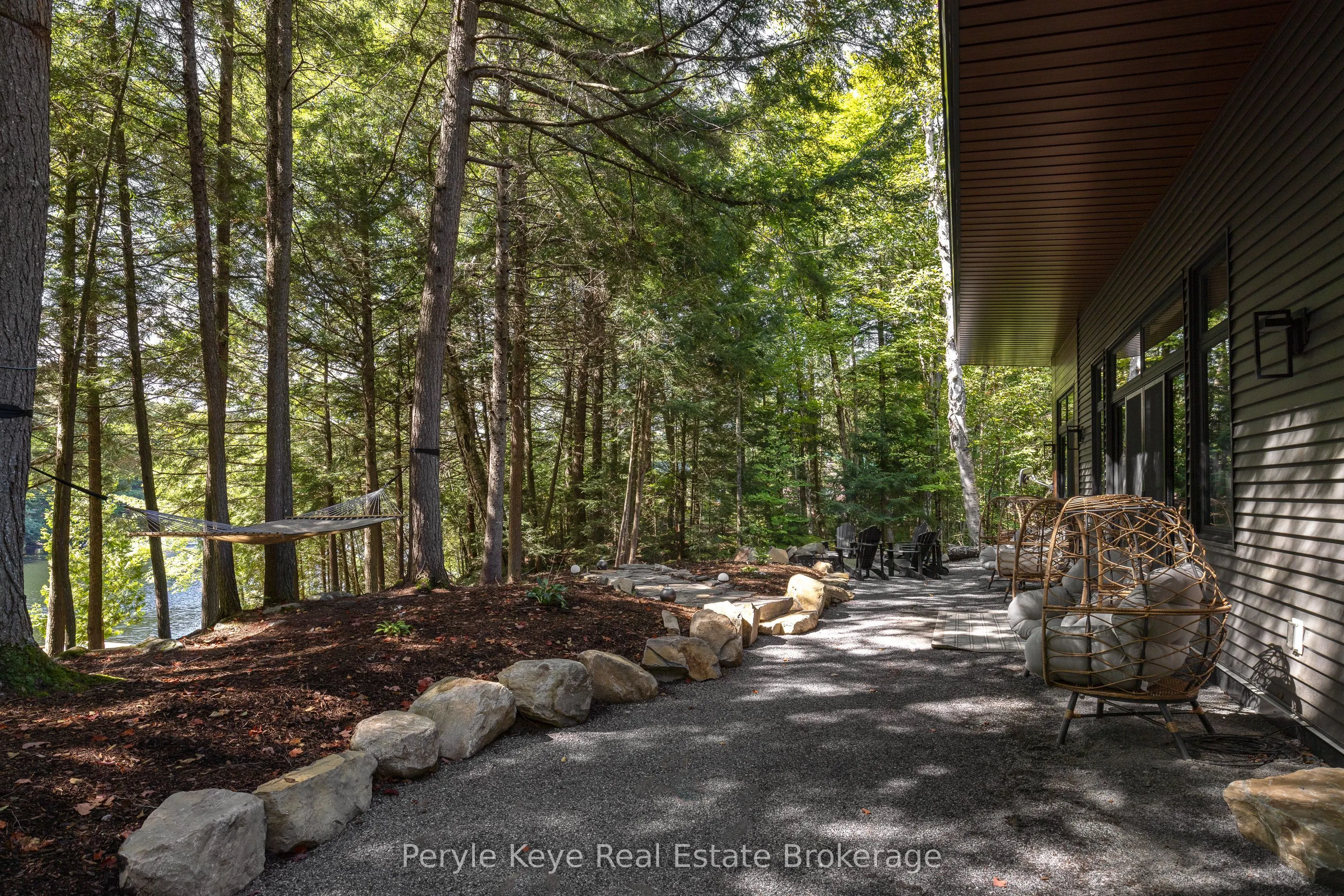 1-1387 Oxbow Lake Road