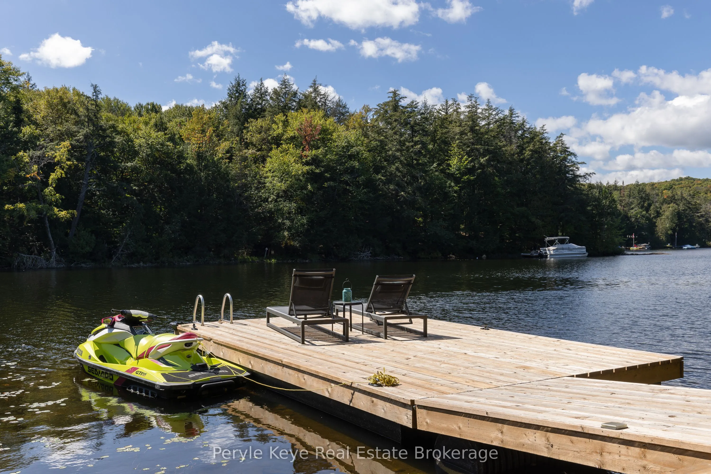 1-1387 Oxbow Lake Road