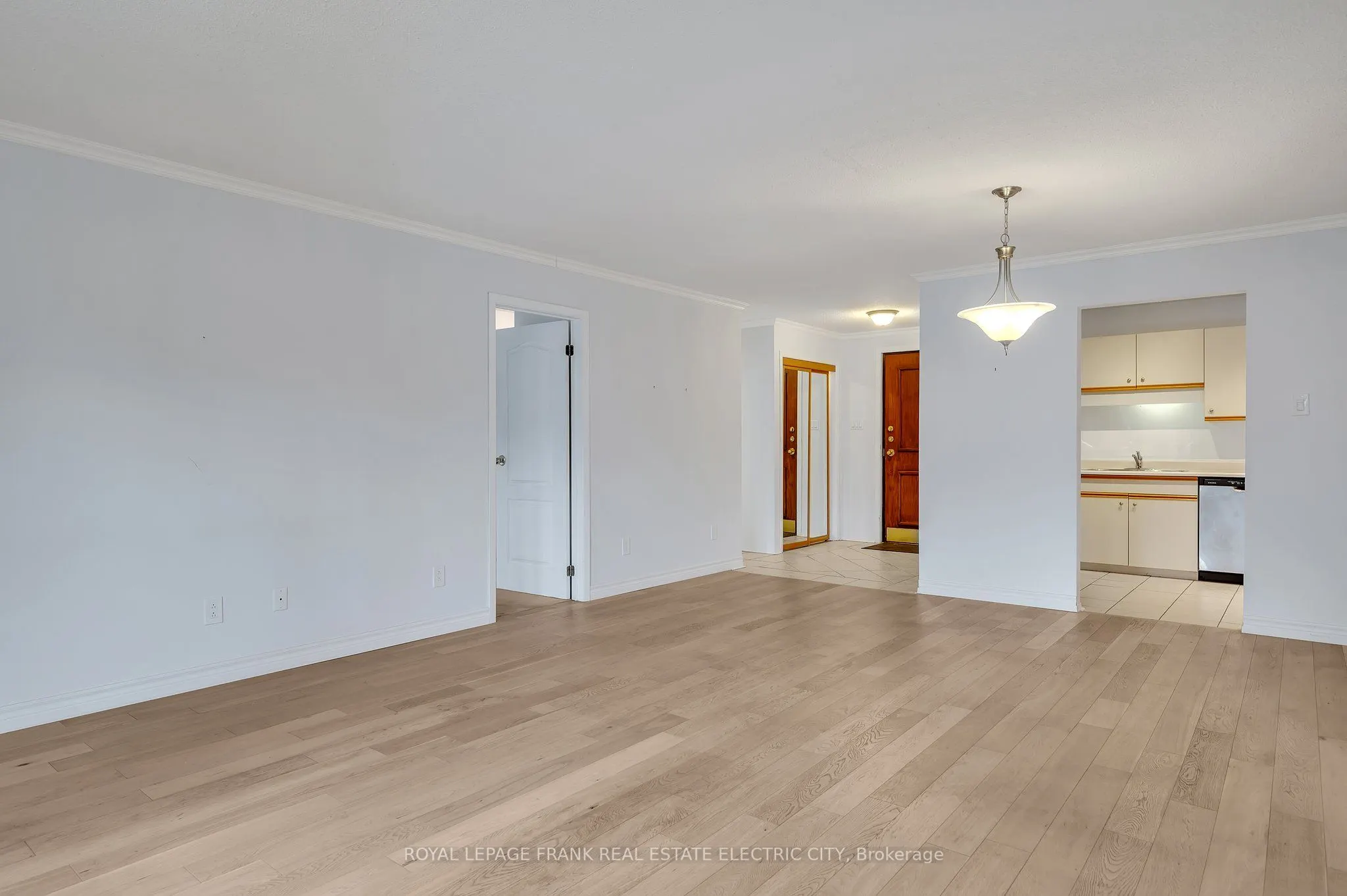 11 Paddock Wood, #7