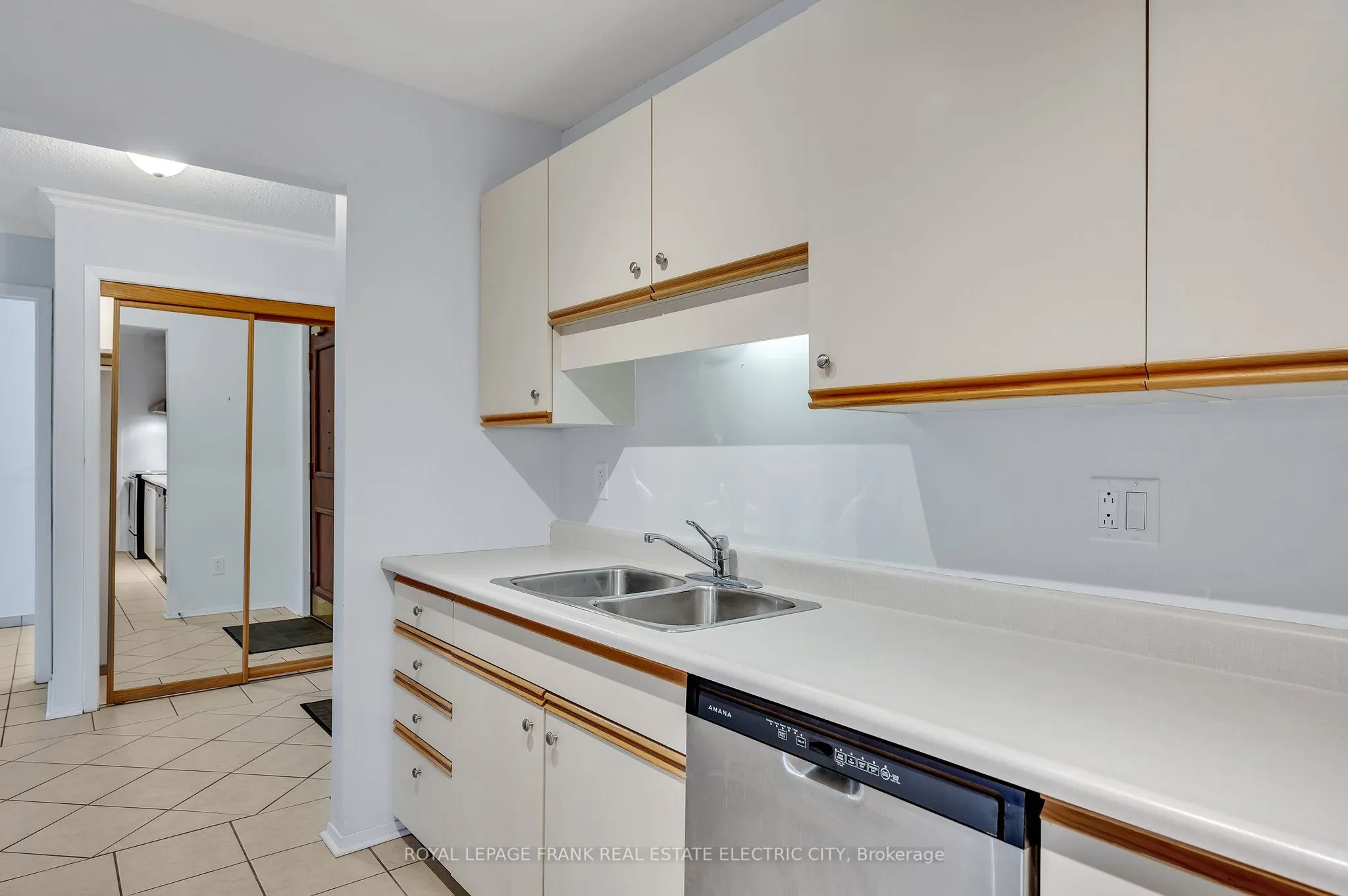 11 Paddock Wood, #7