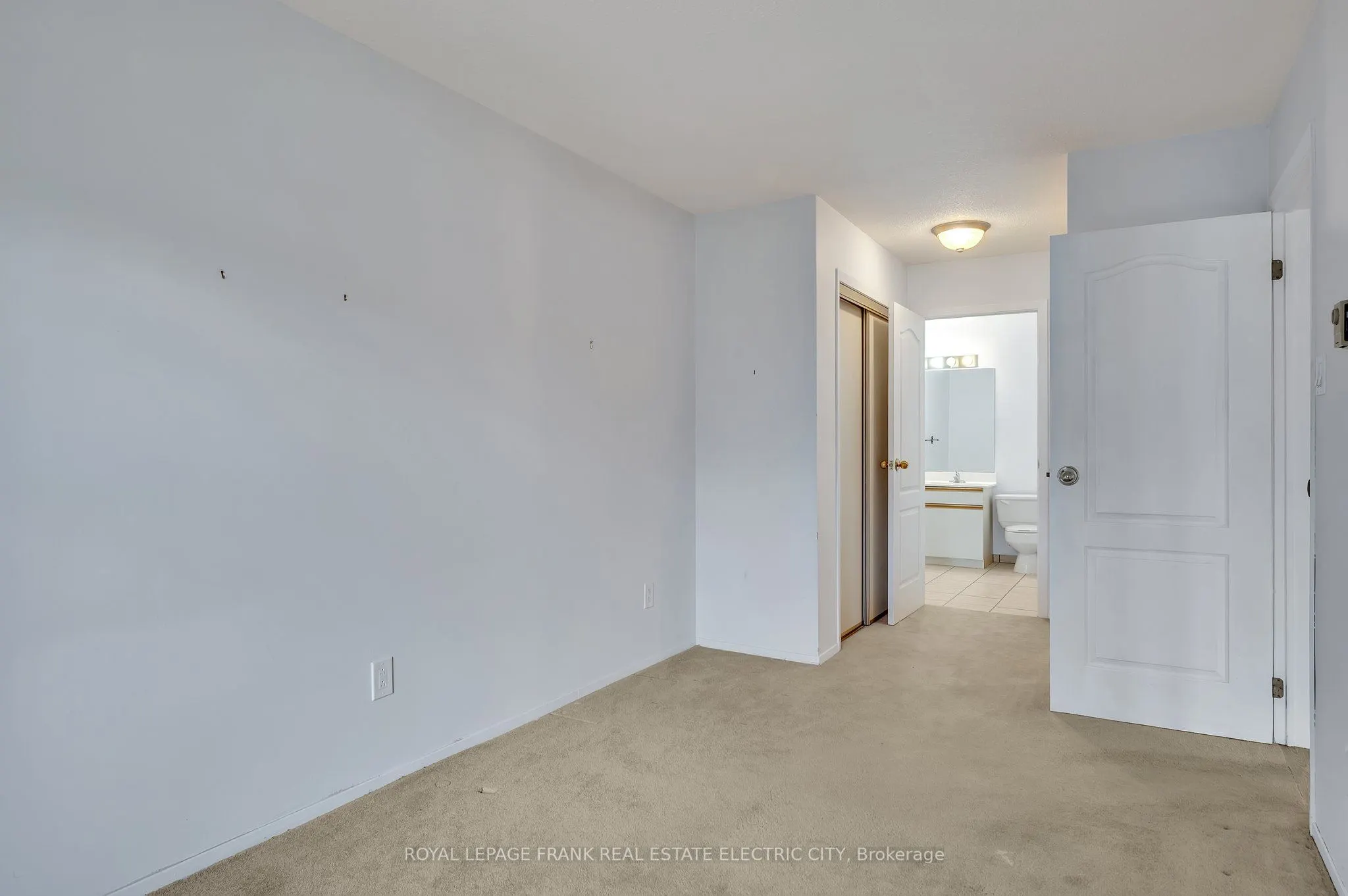 11 Paddock Wood, #7