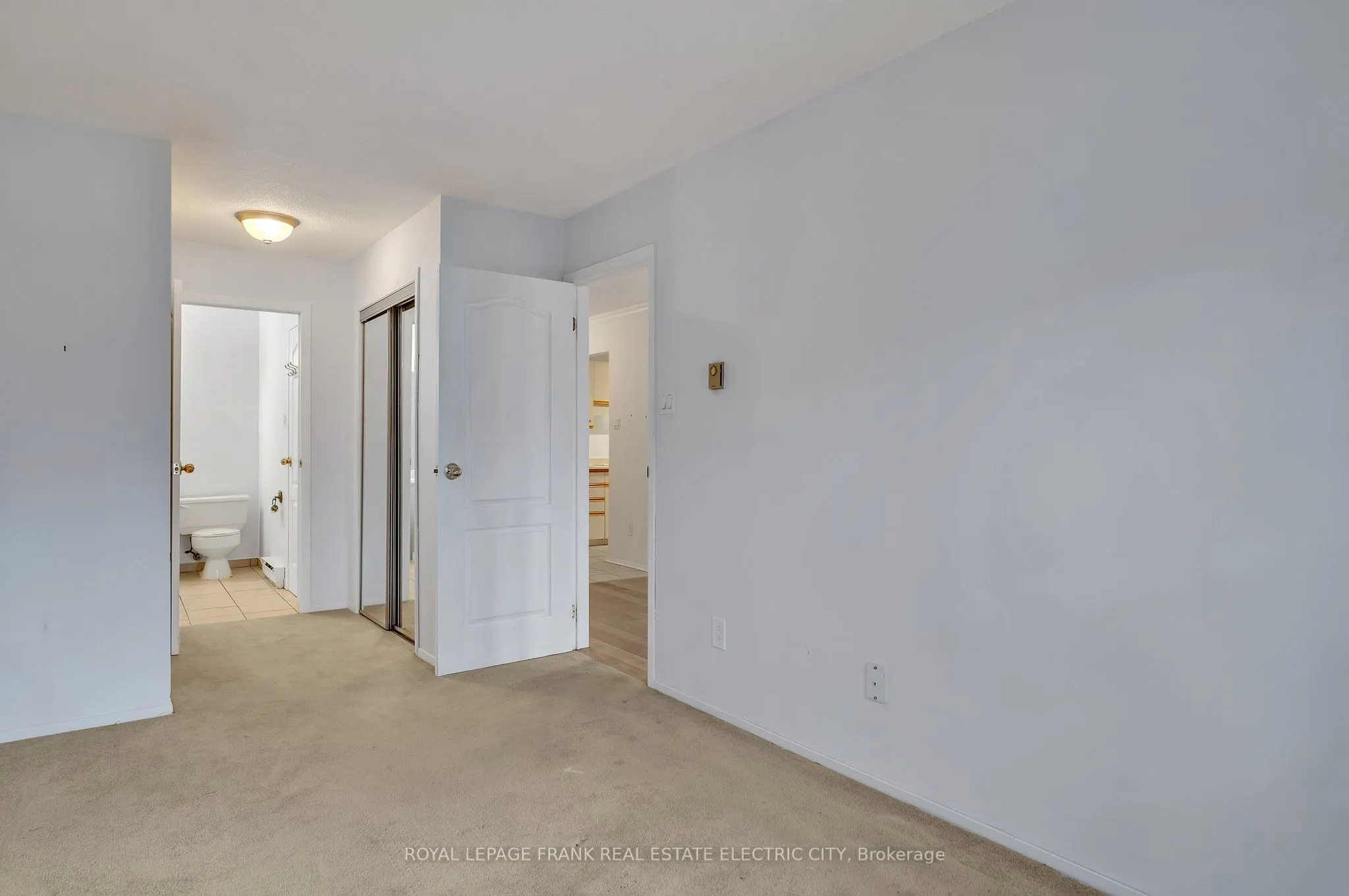 11 Paddock Wood, #7