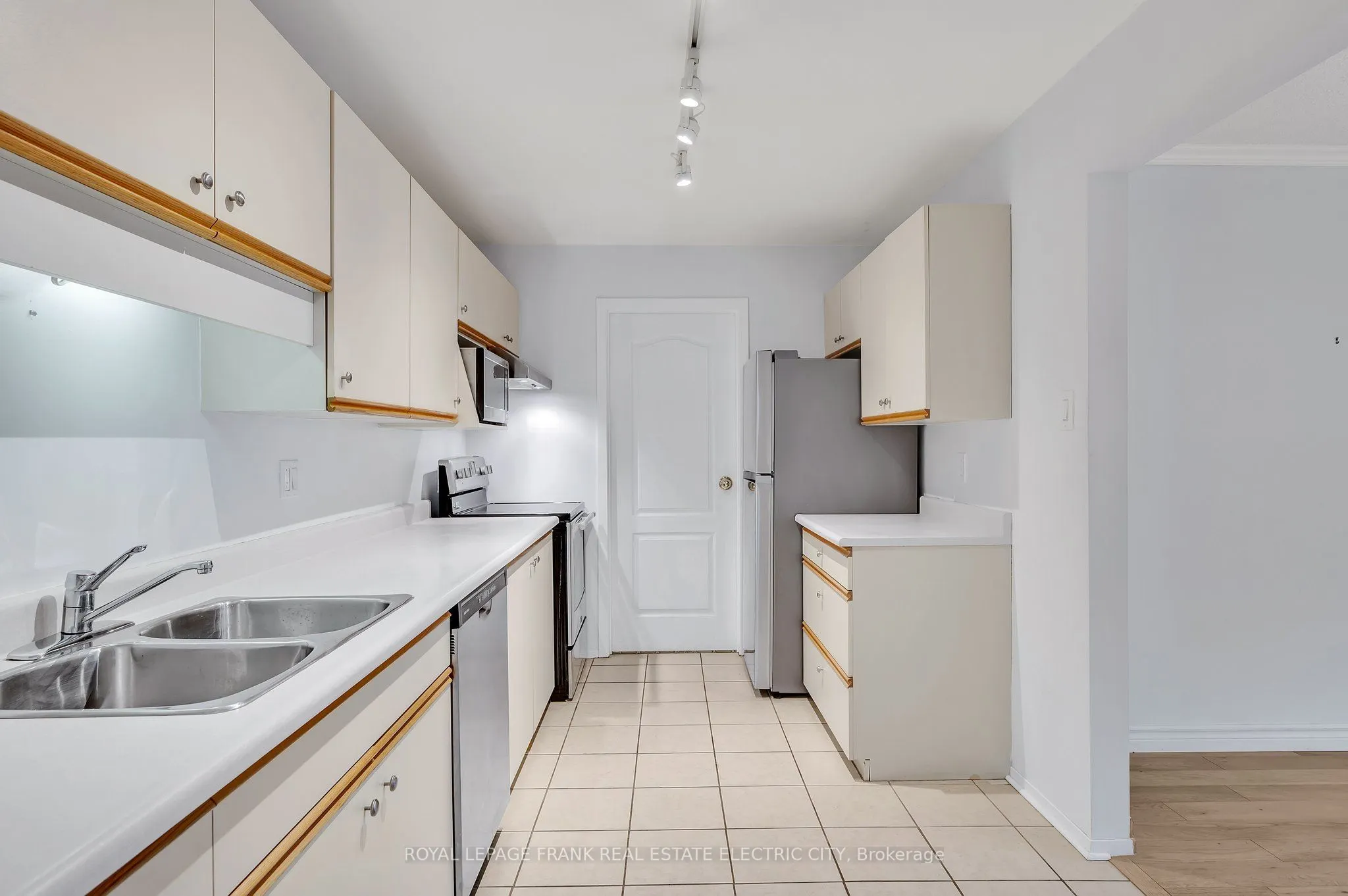 11 Paddock Wood, #7