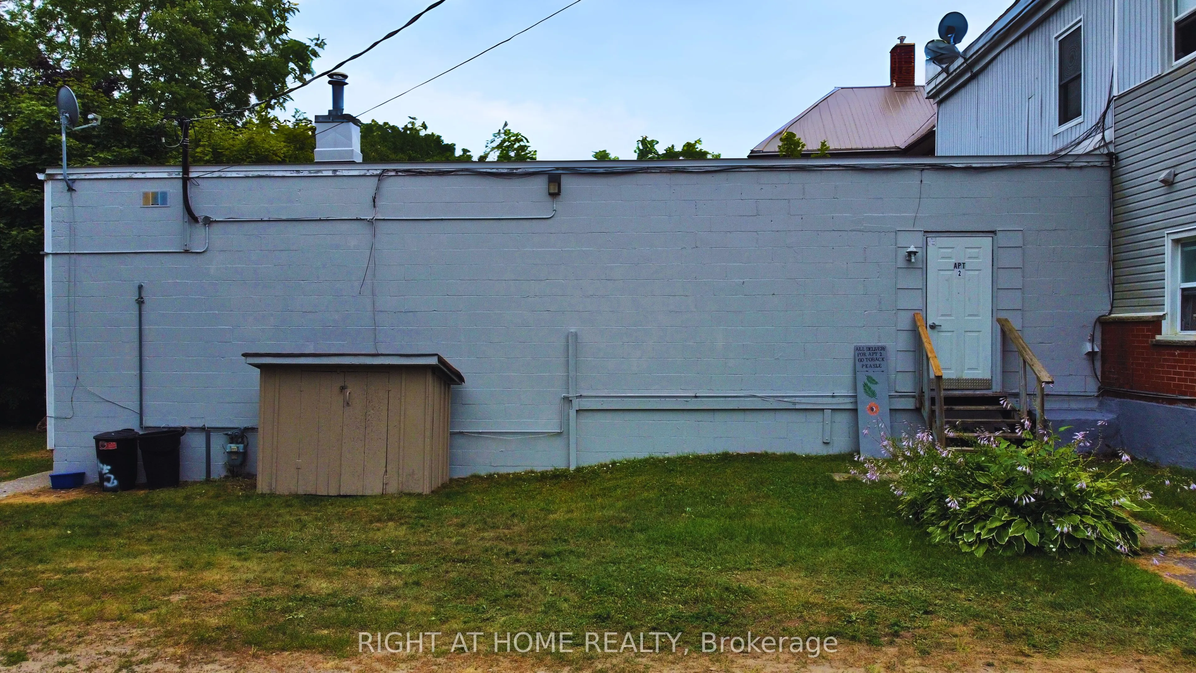 41 PELLISSIER Street S