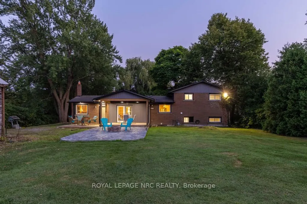 2432 Port Robinson Road