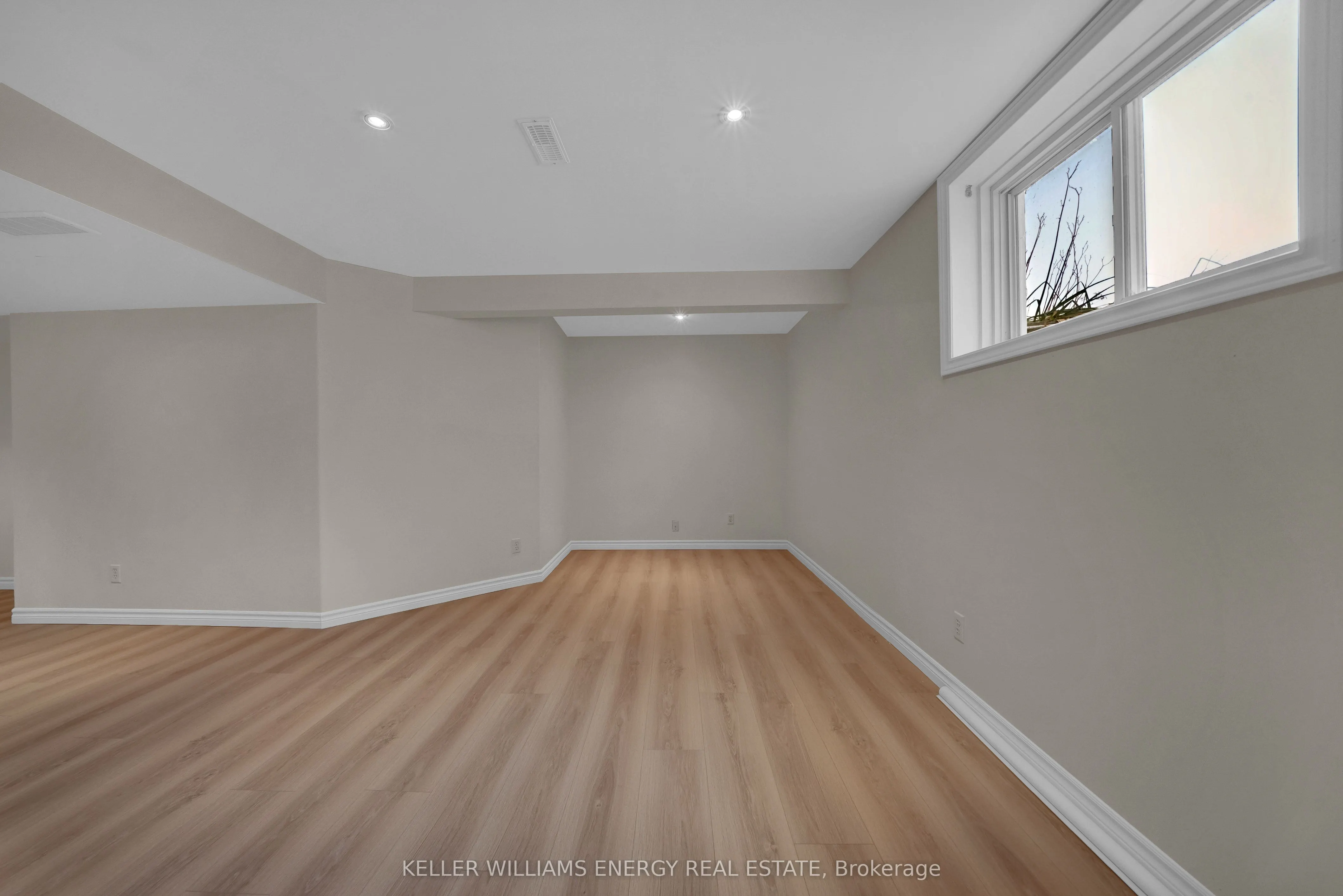 118 Foster Road