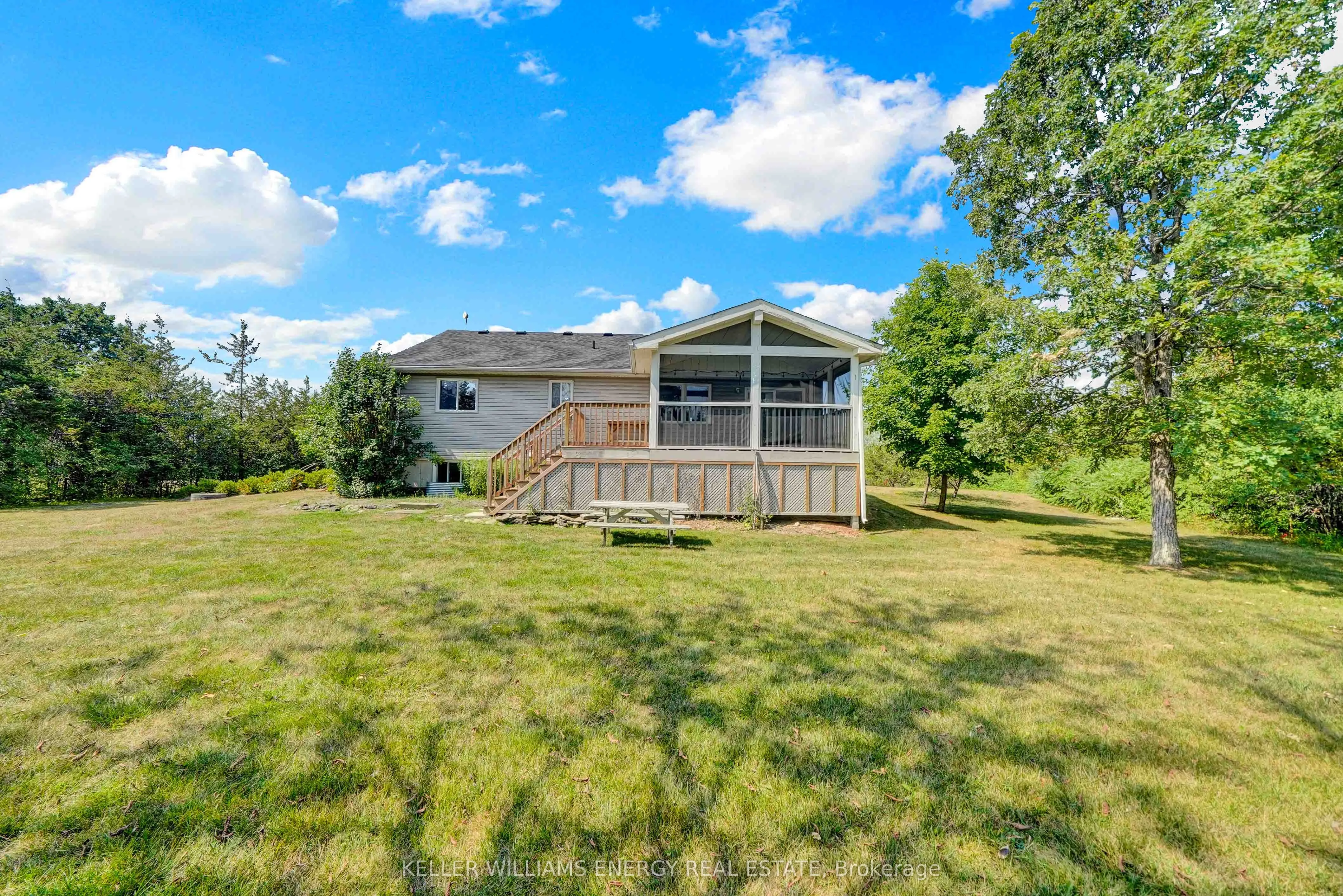 118 Foster Road