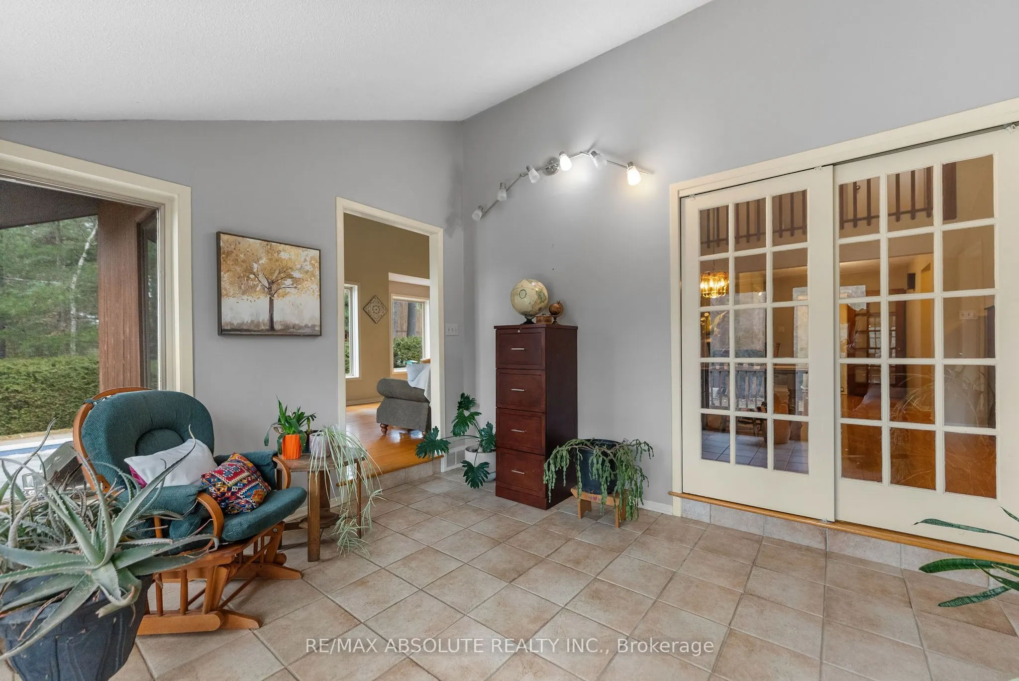 33 Old Orchard Lane