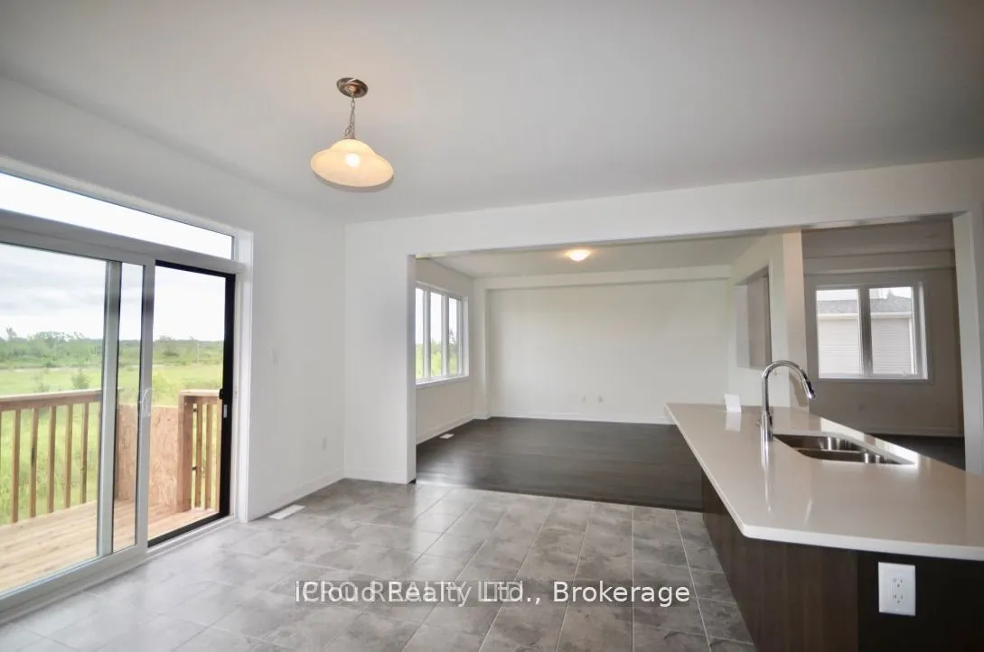 166 Aviron Crescent
