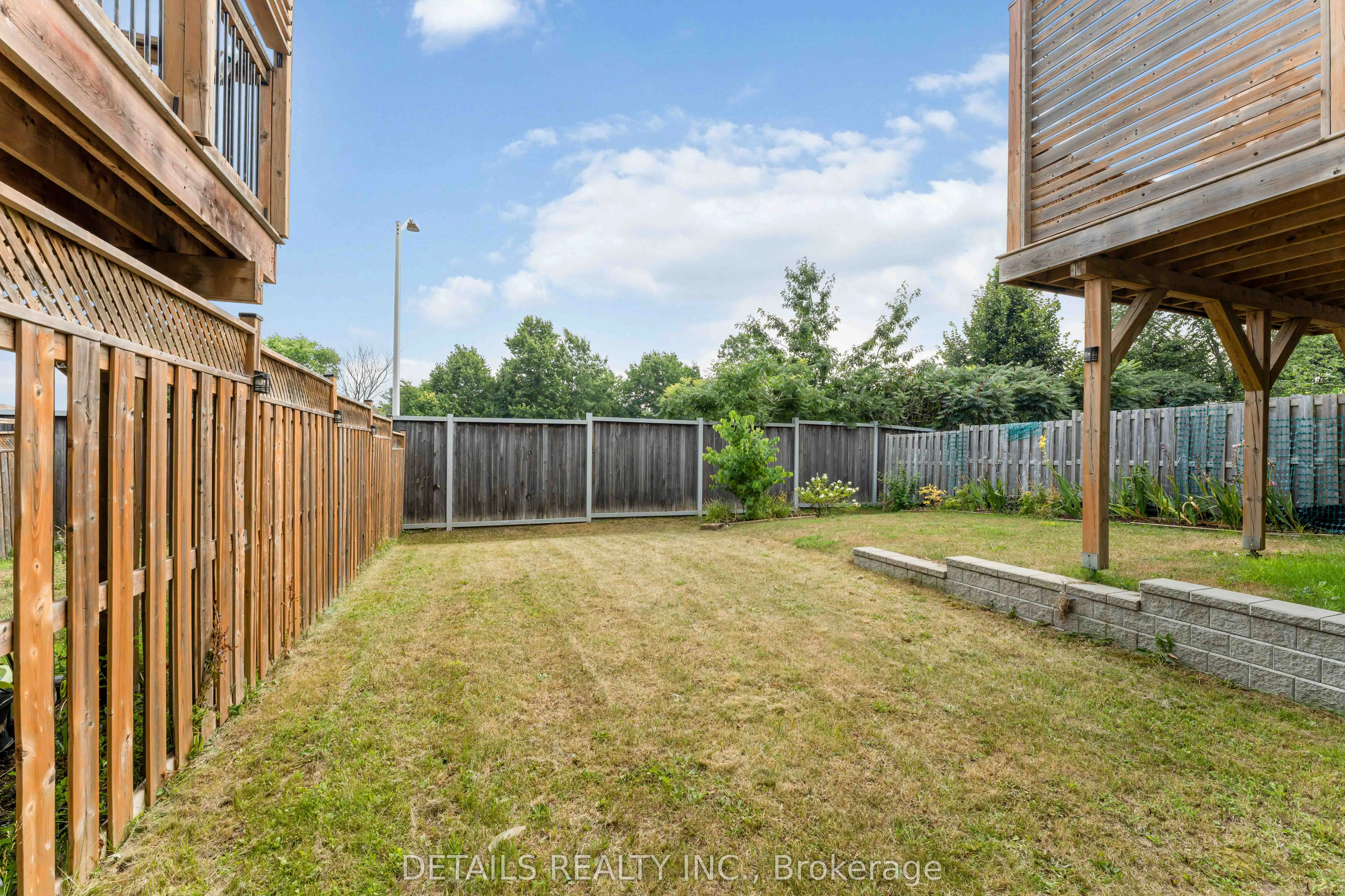 824 Fletcher Circle