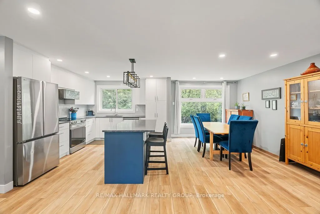 2051 Kings Grove Crescent