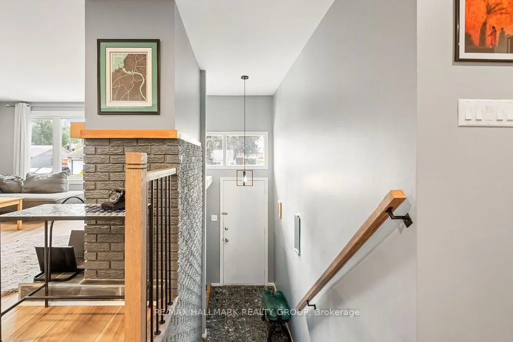 2051 Kings Grove Crescent