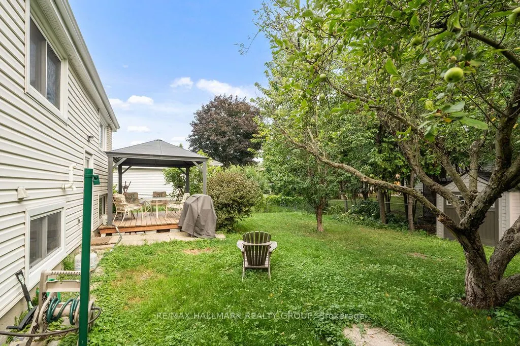 2051 Kings Grove Crescent