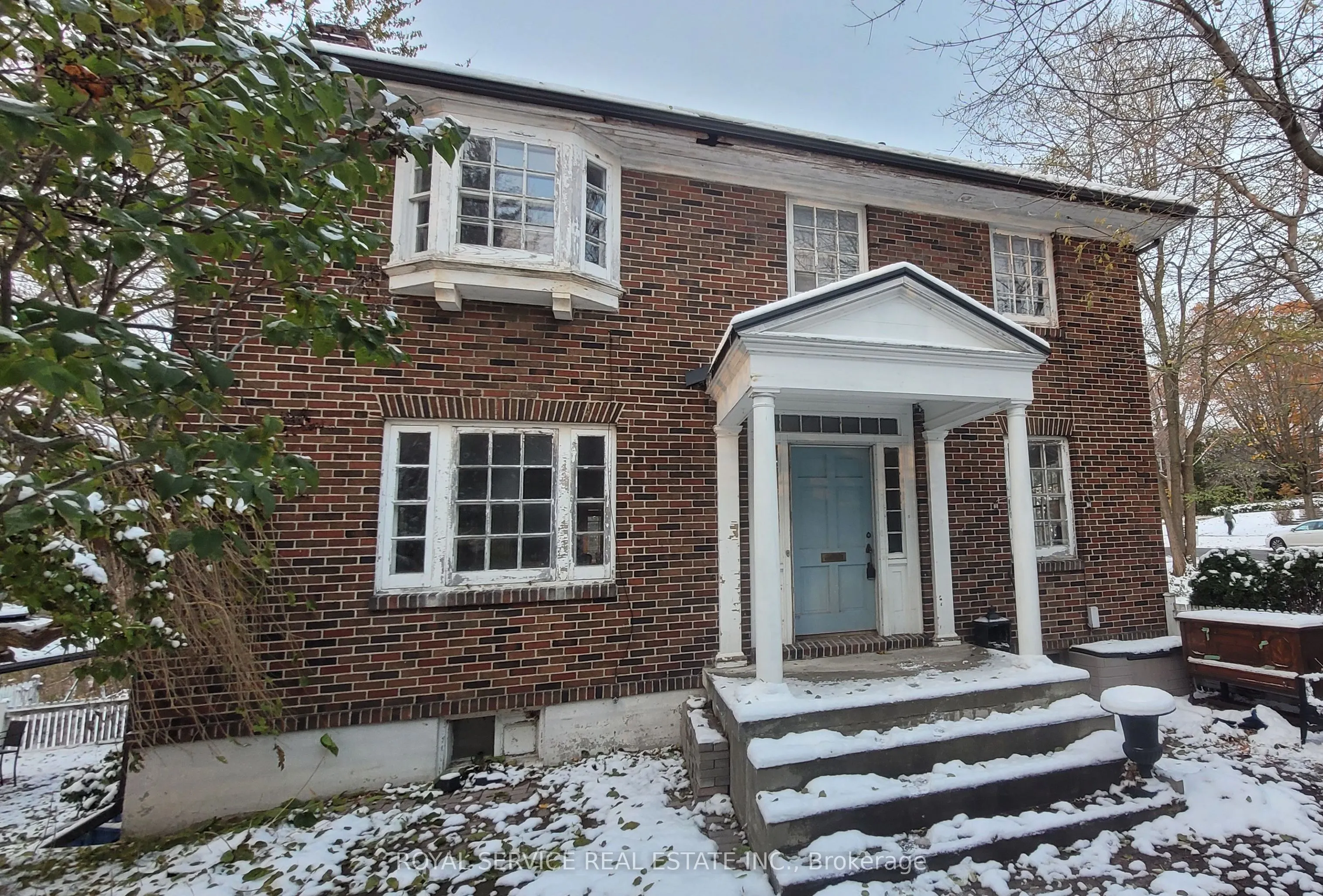 52 King Street