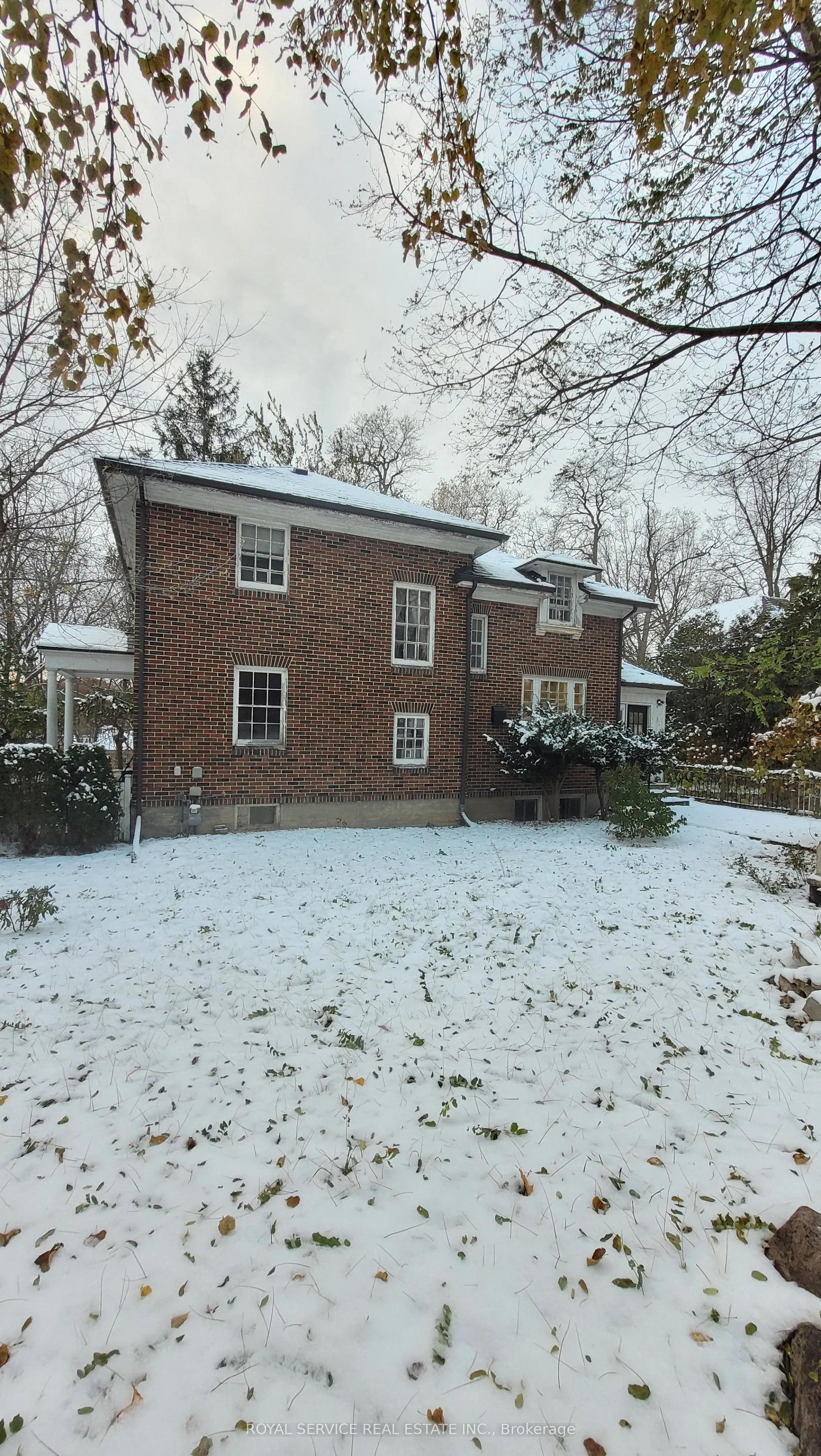 52 King Street