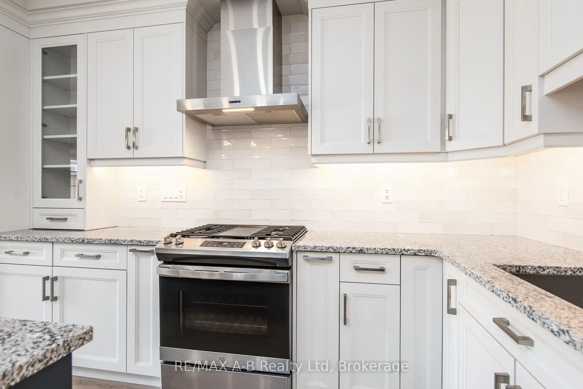 350 O'Loane Avenue, #40