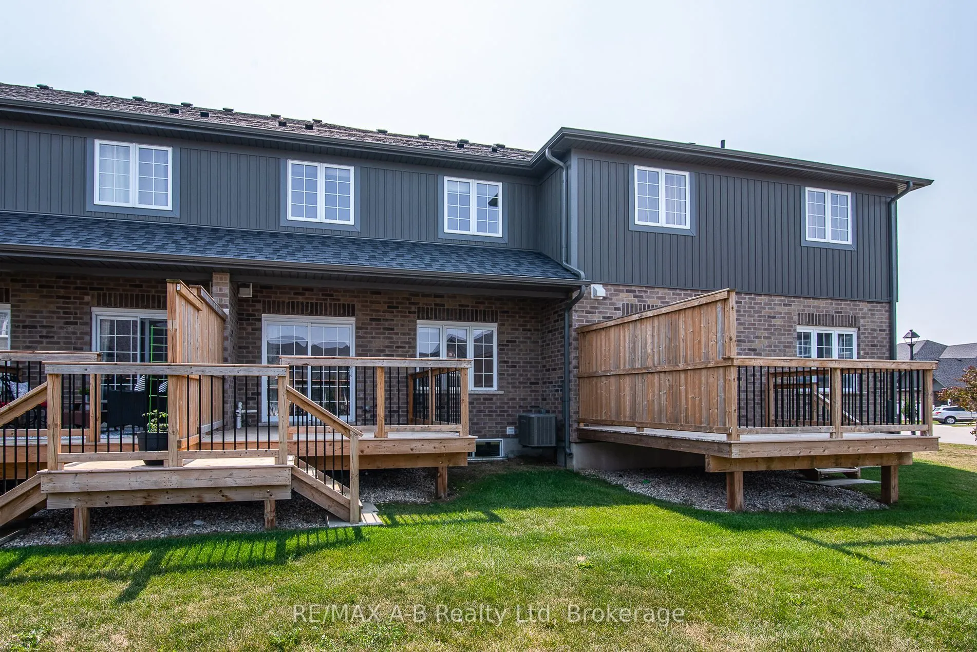 350 O'Loane Avenue, #40