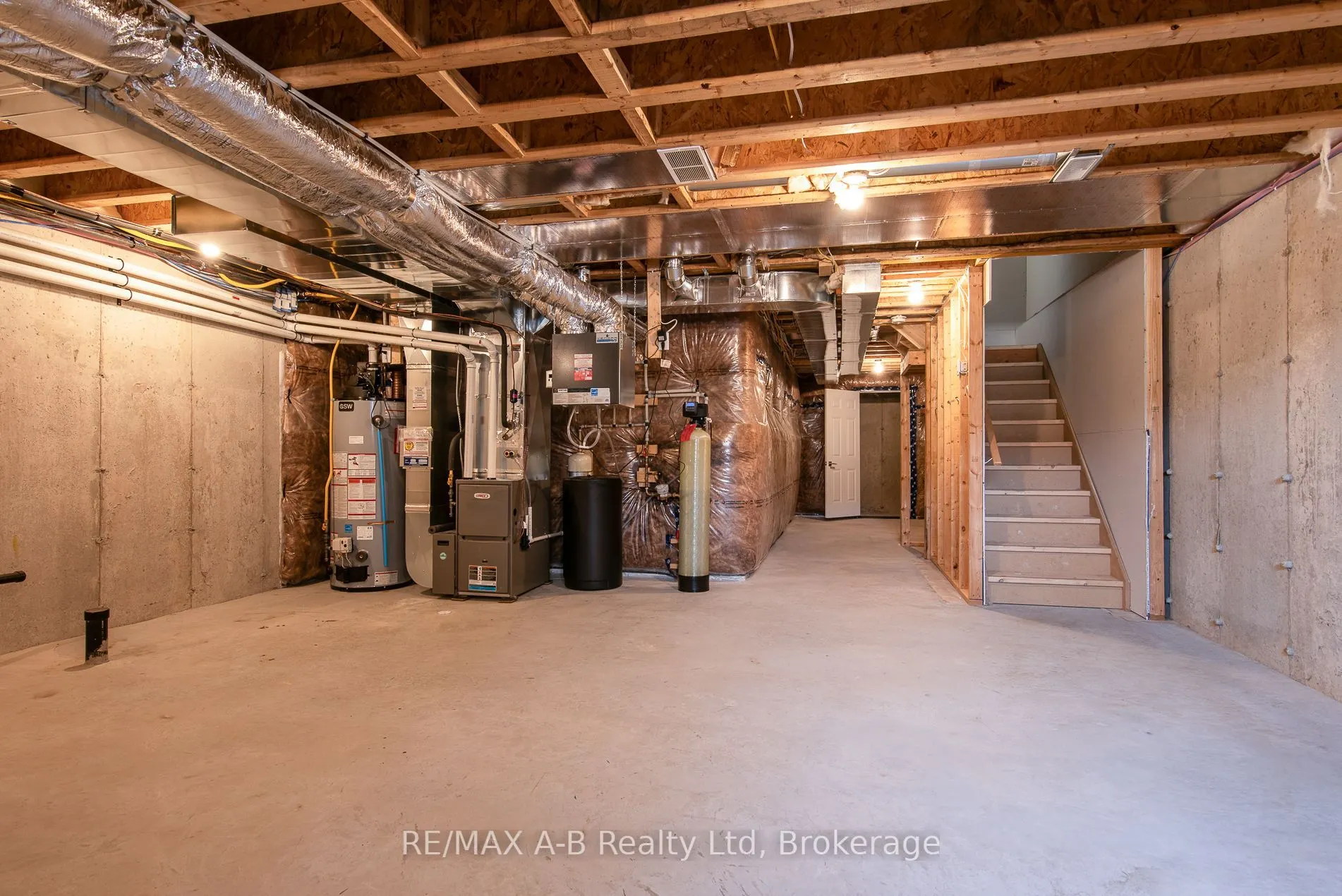 350 O'Loane Avenue, #40