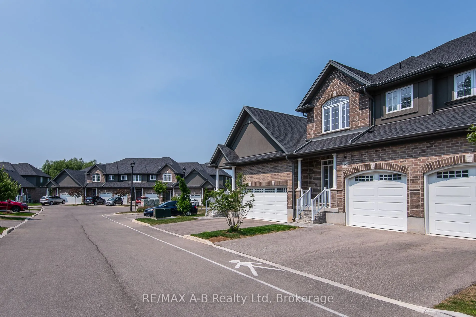 350 O'Loane Avenue, #40