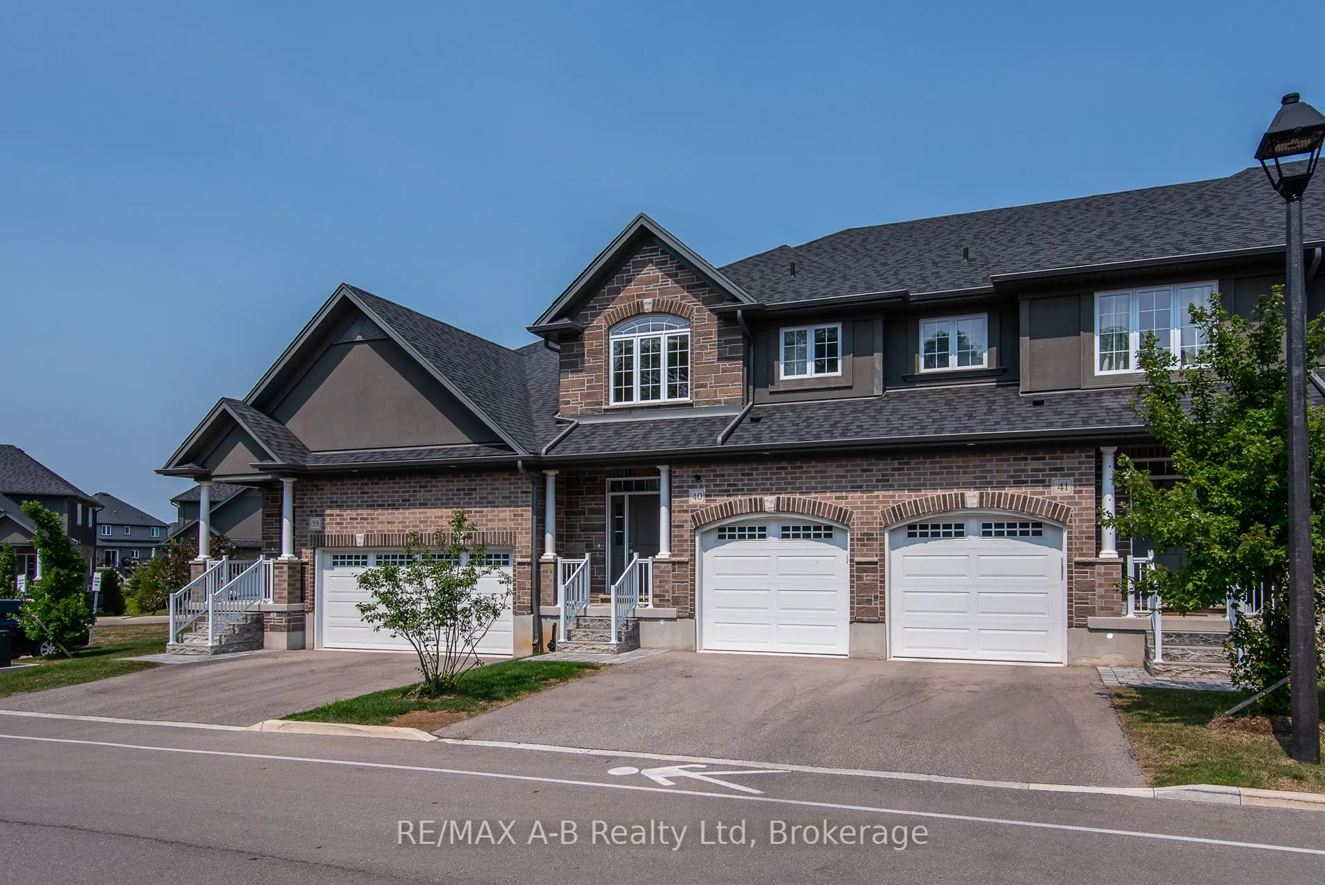 350 O'Loane Avenue, #40