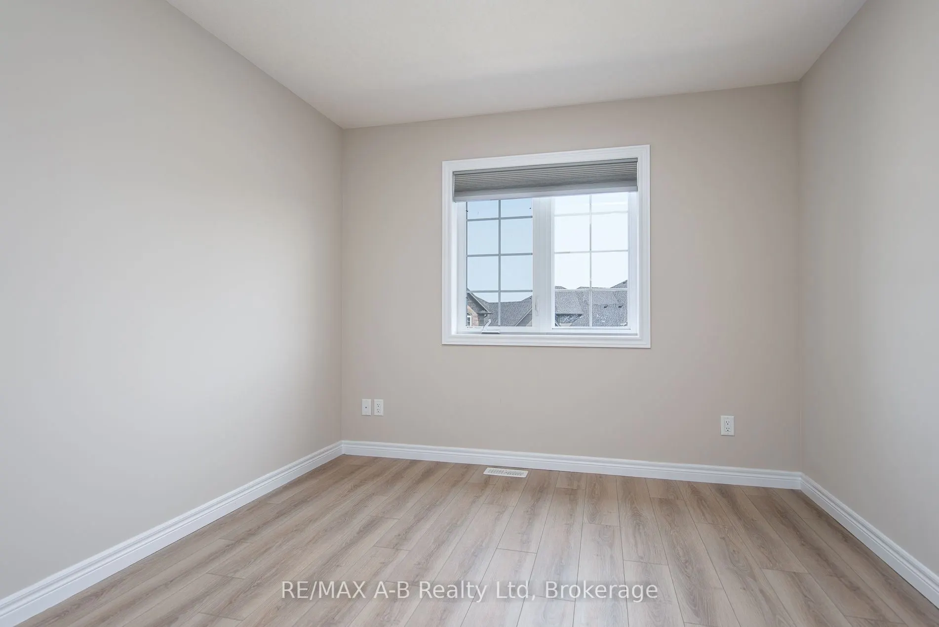 350 O'Loane Avenue, #40