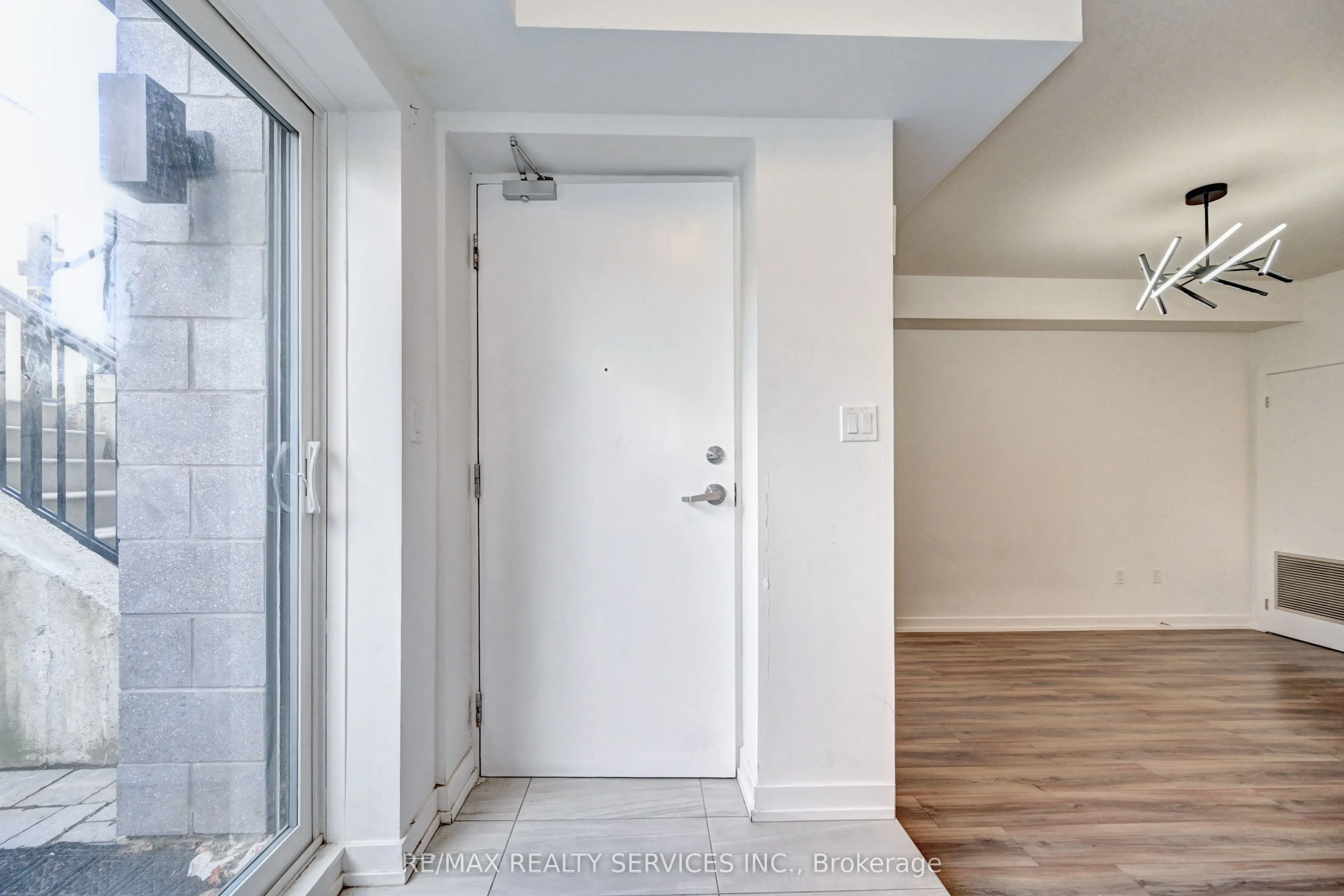 10 Palace Street, #B9