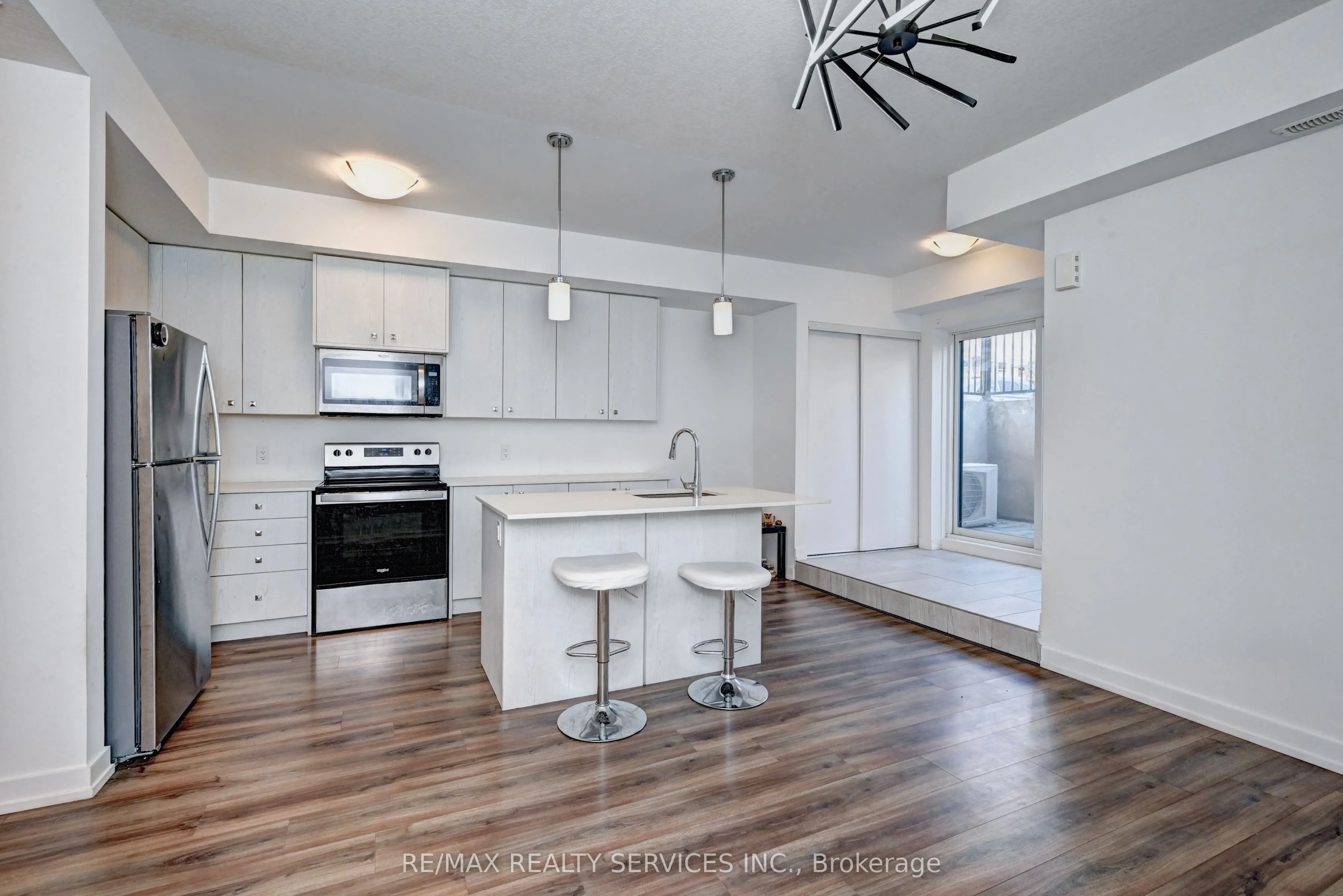 10 Palace Street, #B9