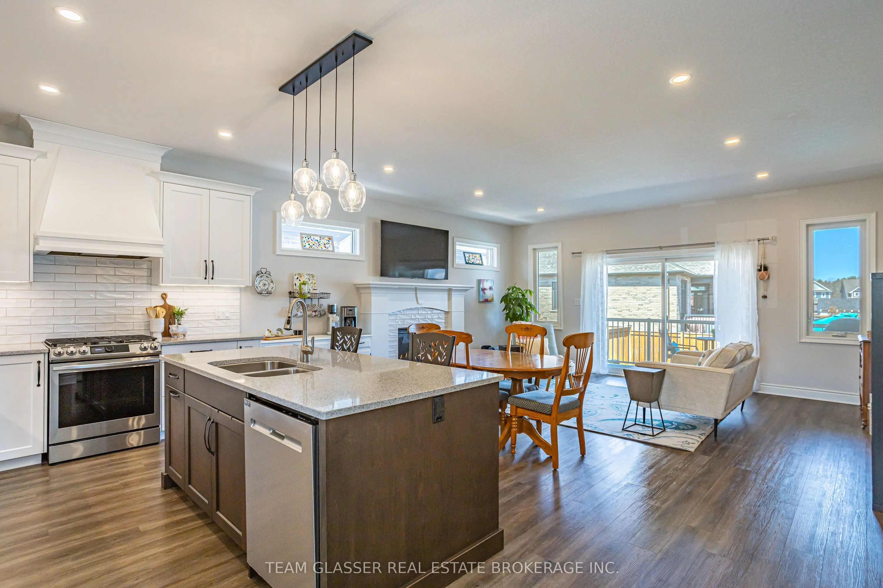 176 BOARDWALK Way