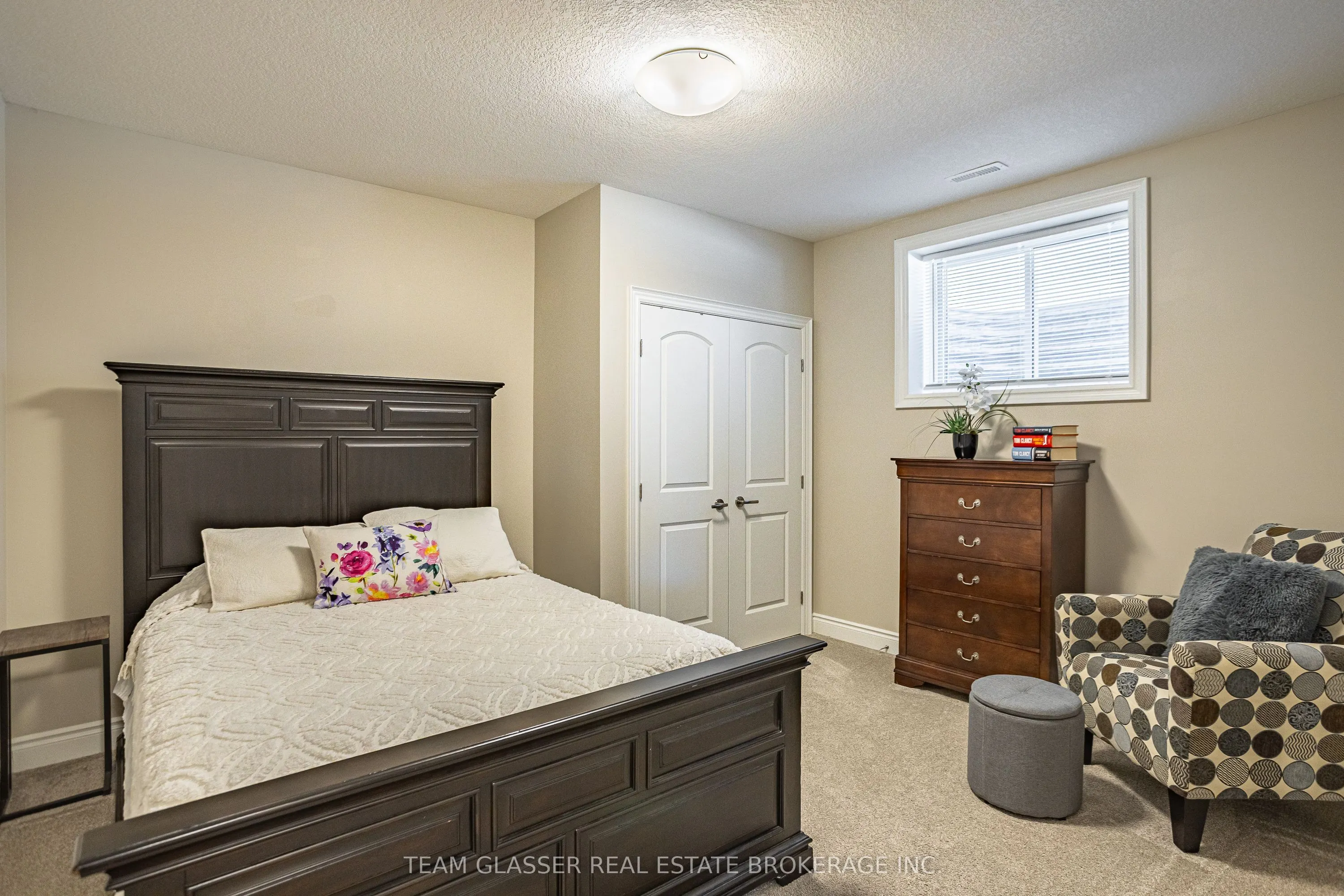 176 BOARDWALK Way