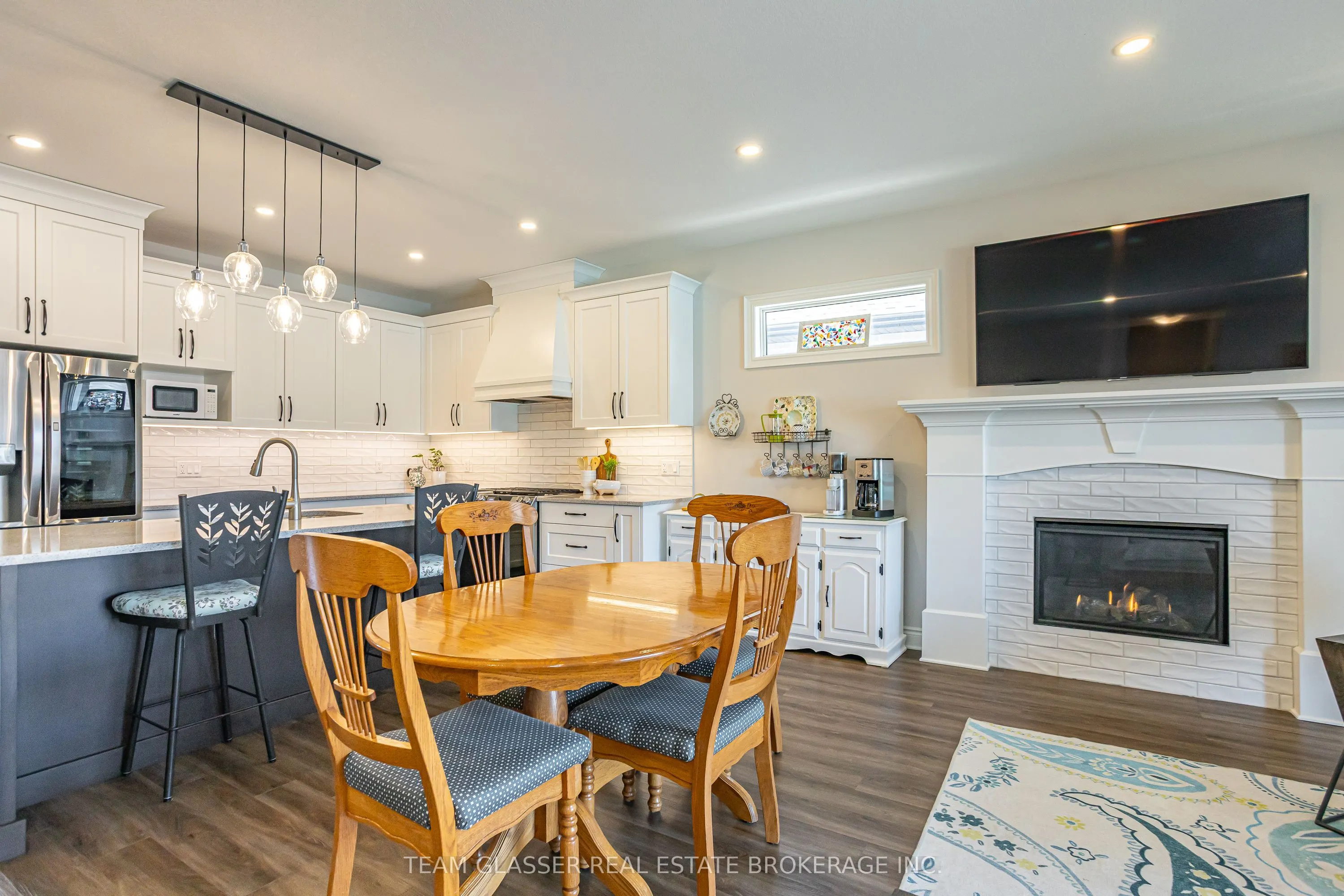 176 BOARDWALK Way