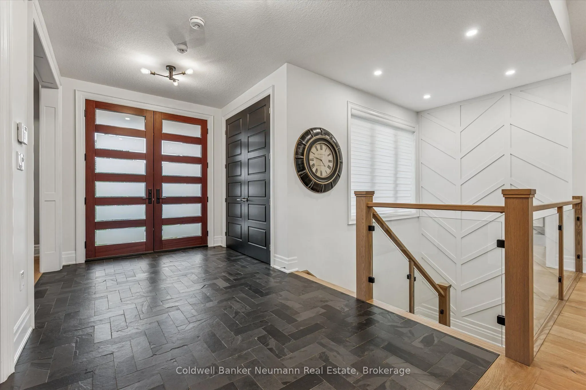14 Inverhill Road