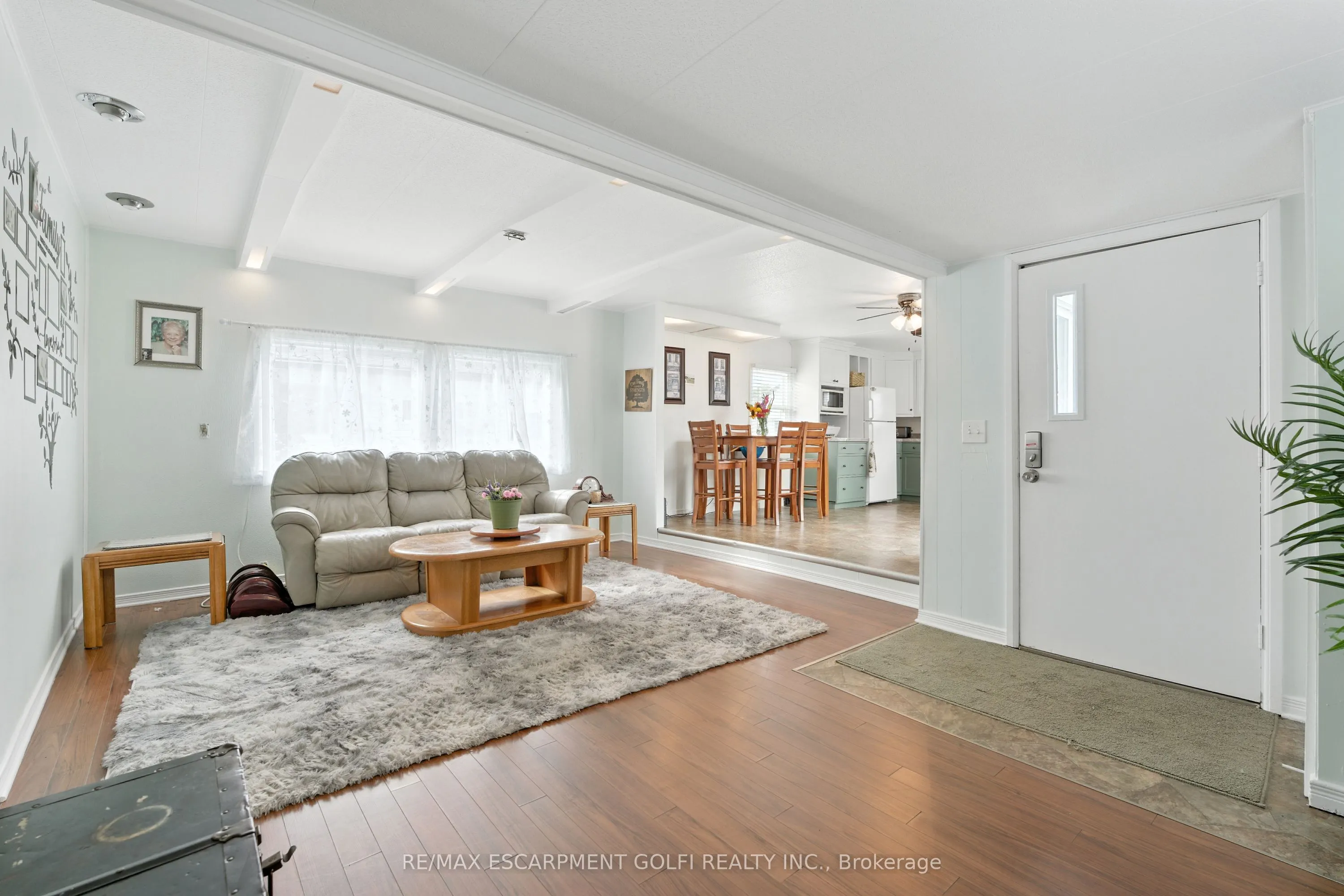 4588 Martha Lane