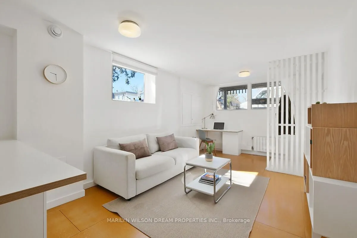 67 Pinhey Street