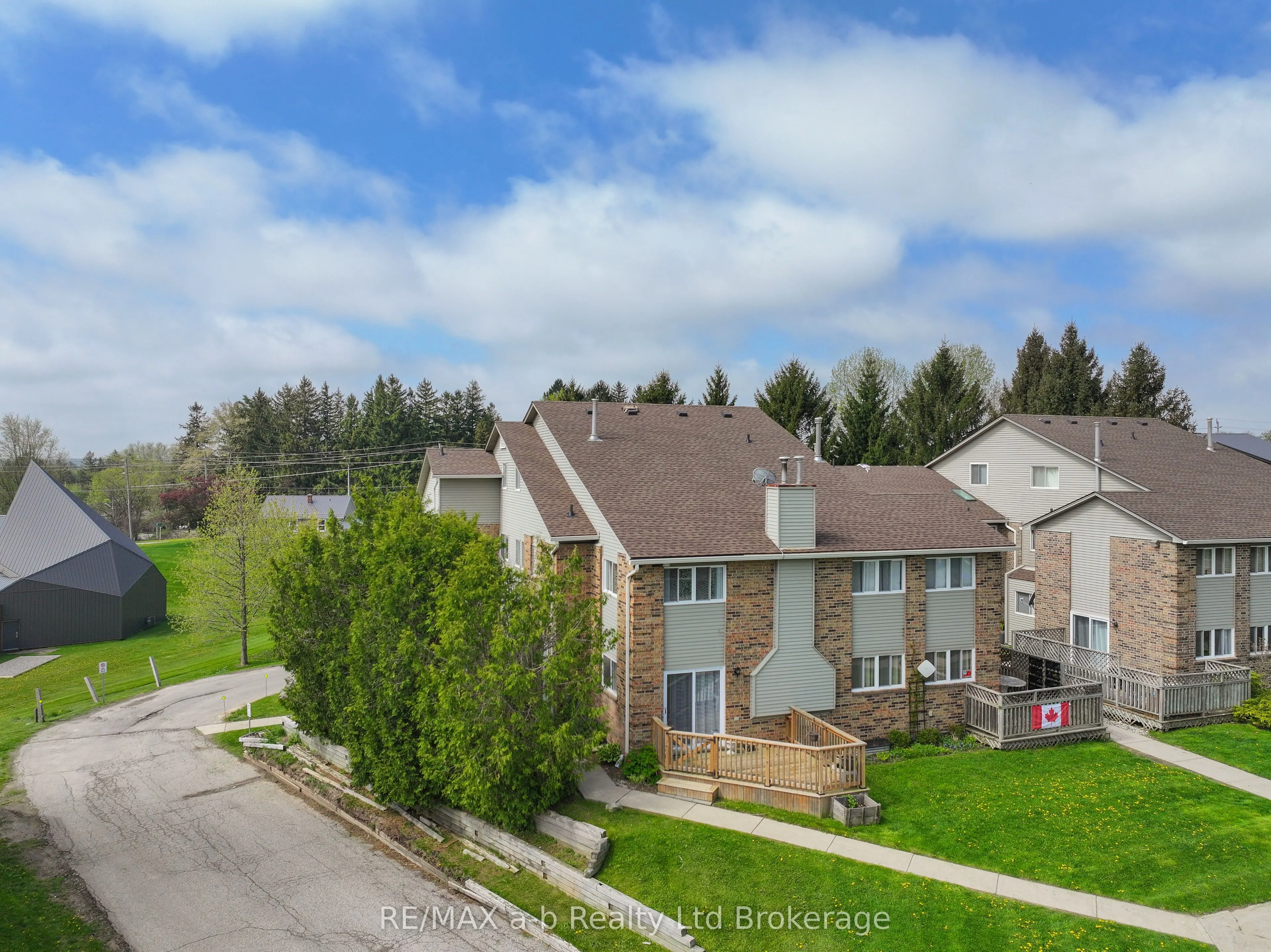 19 WREN Court, #8