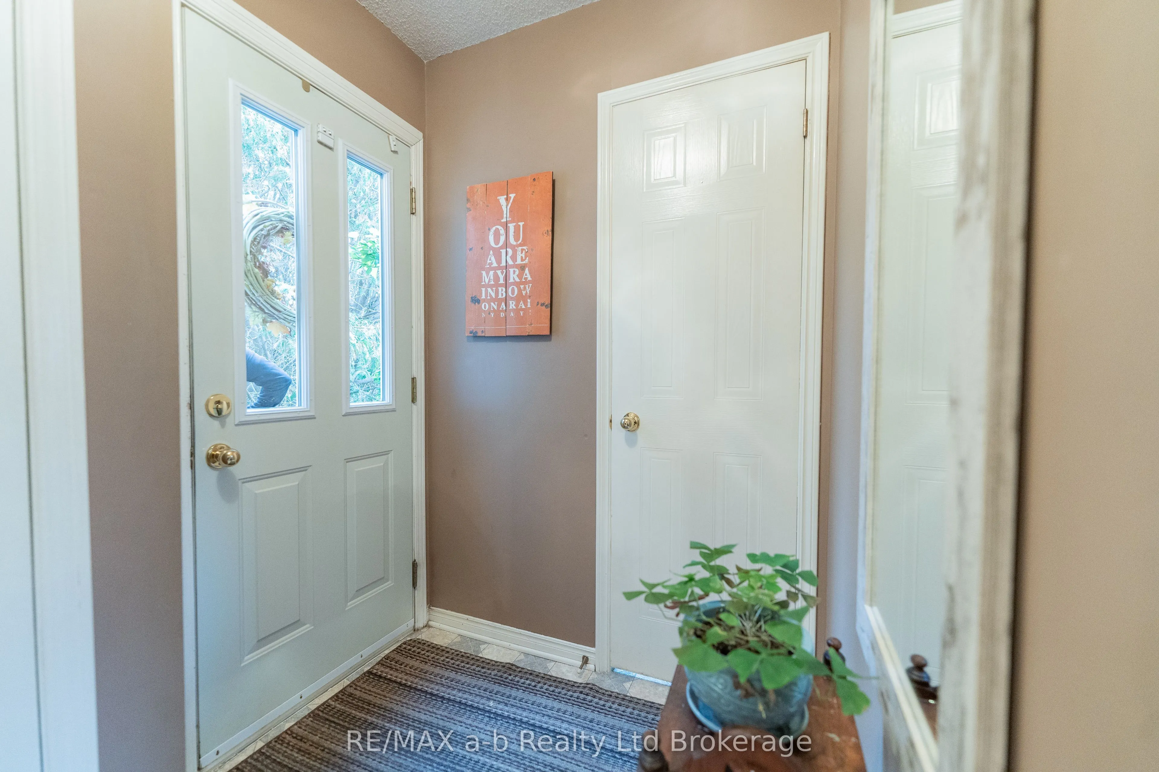 19 WREN Court, #8