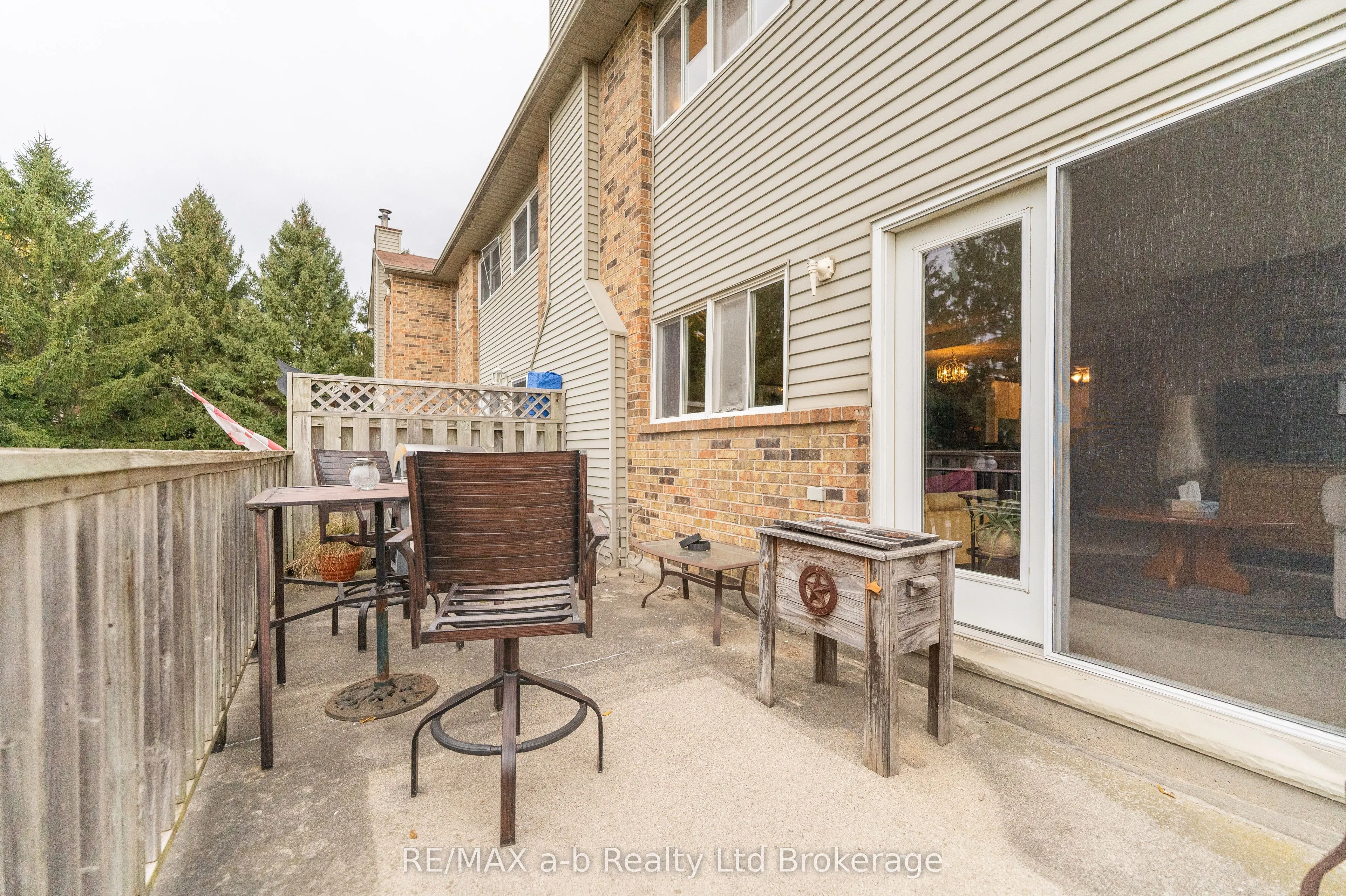 19 WREN Court, #8