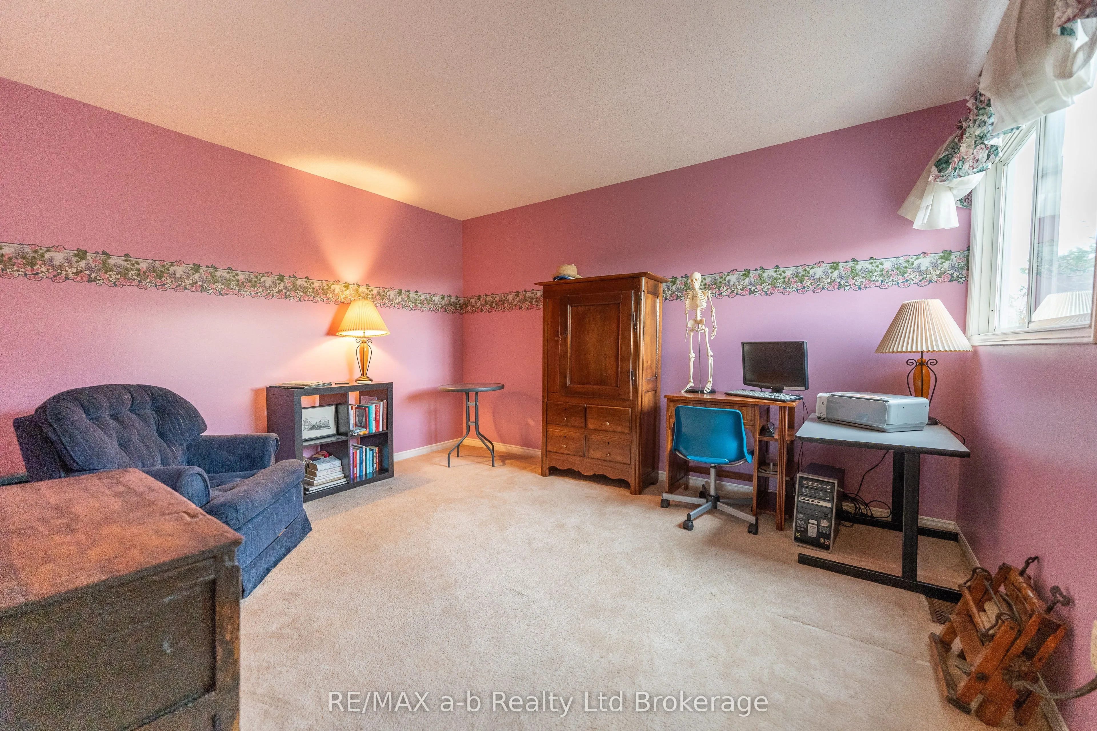 19 WREN Court, #8